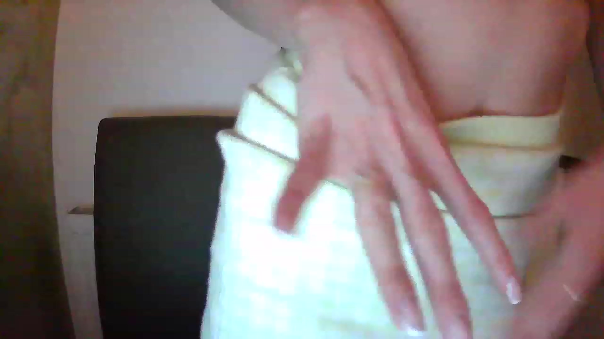 Gallery image thumbnail from GreenKittyy's myfreecams stream on, 06/02/2023, 24:23 image 9 of 20