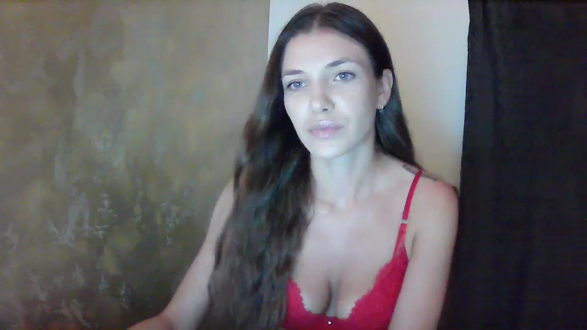 Gallery image thumbnail from GreenKittyy's myfreecams stream on, 07/20/2023, 01:08 image 9 of 20