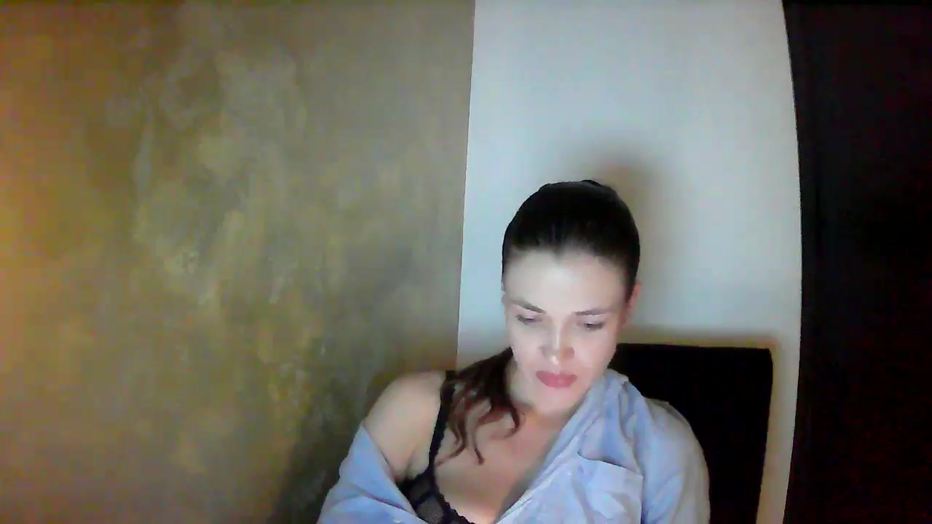 Gallery image thumbnail from GreenKittyy's myfreecams stream on, 09/02/2025, 24:00 image 11 of 20
