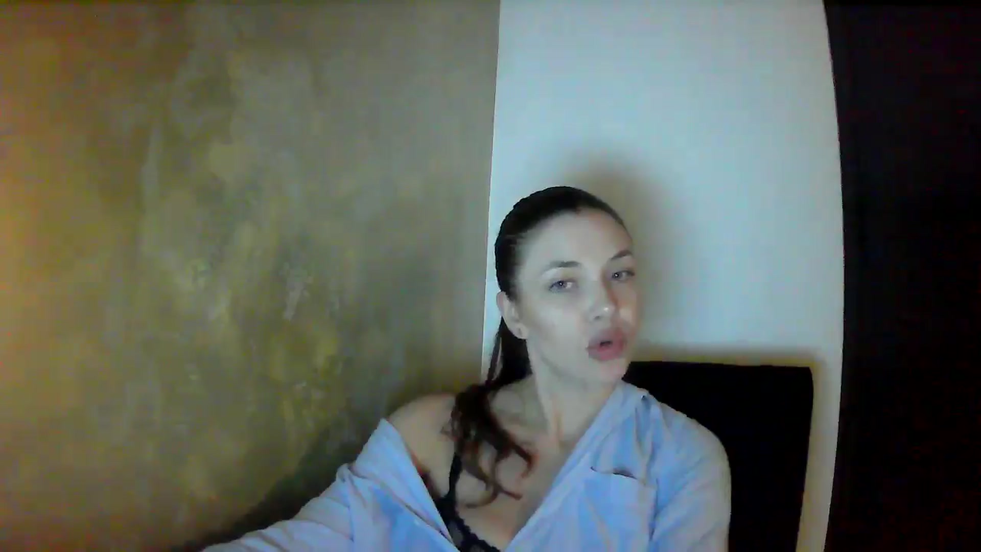 Gallery image thumbnail from GreenKittyy's myfreecams stream on, 09/02/2025, 24:00 image 14 of 20