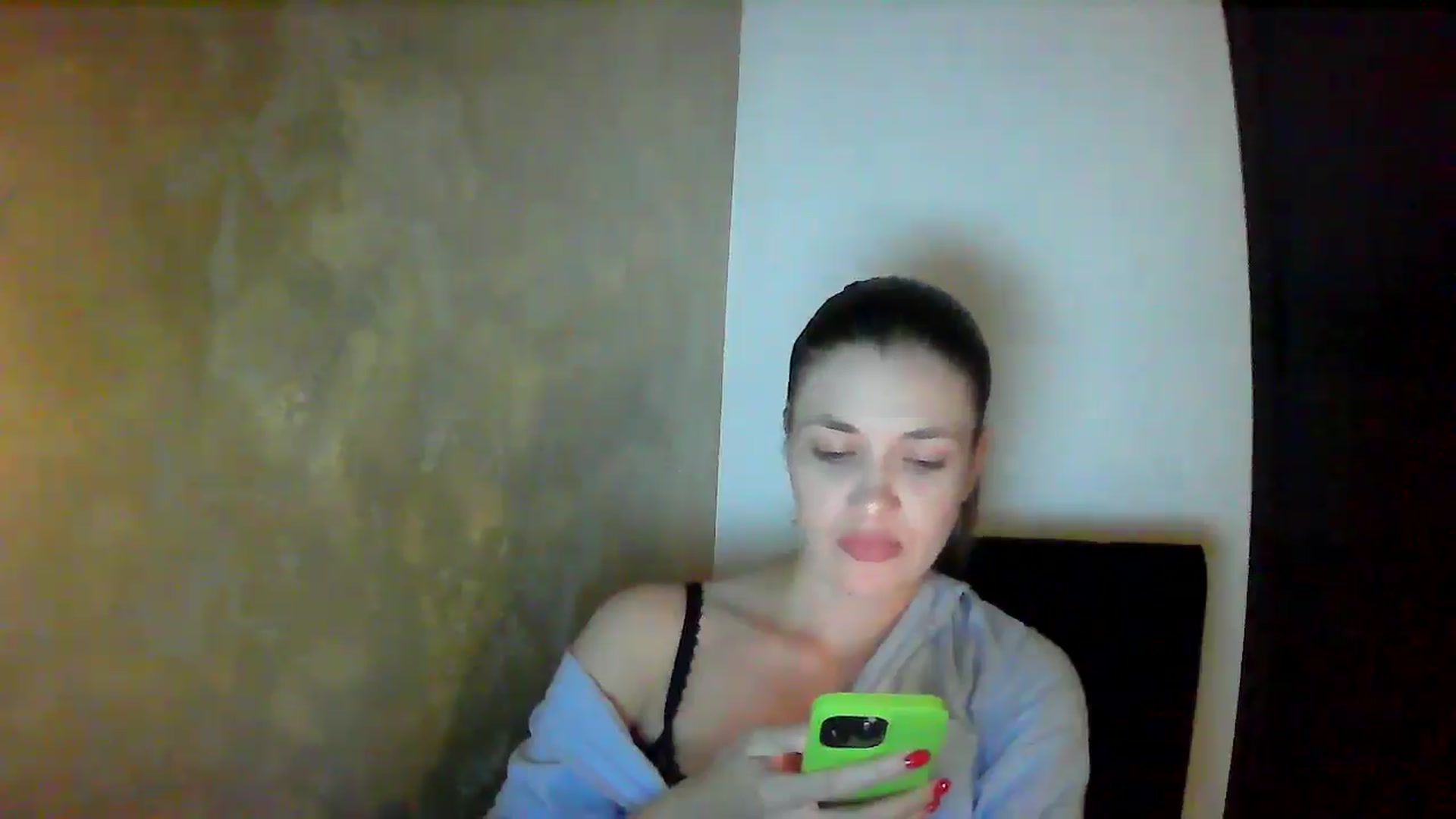 Gallery image thumbnail from GreenKittyy's myfreecams stream on, 09/02/2025, 24:00 image 16 of 20