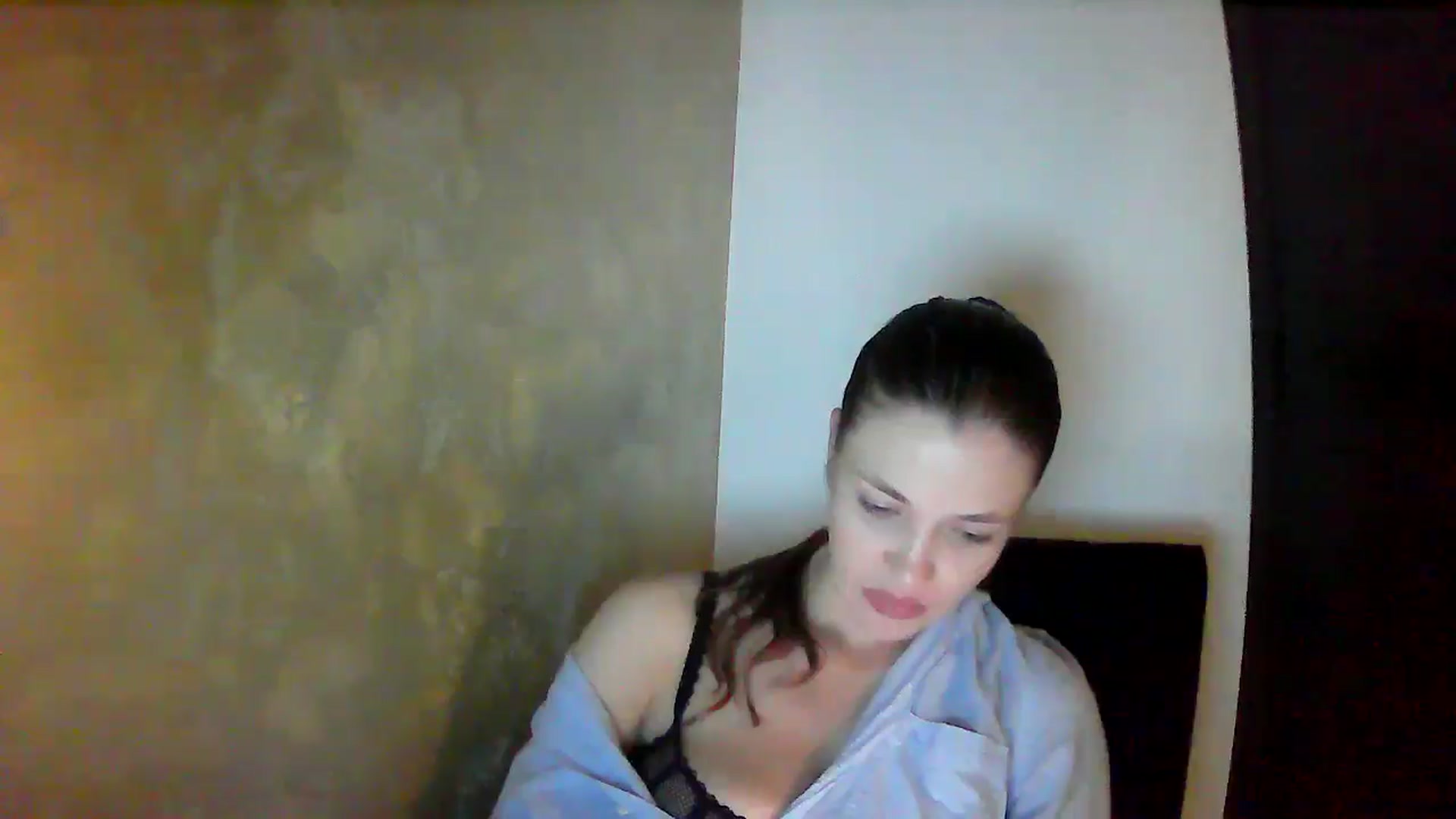 Gallery image thumbnail from GreenKittyy's myfreecams stream on, 09/02/2025, 24:00 image 12 of 20