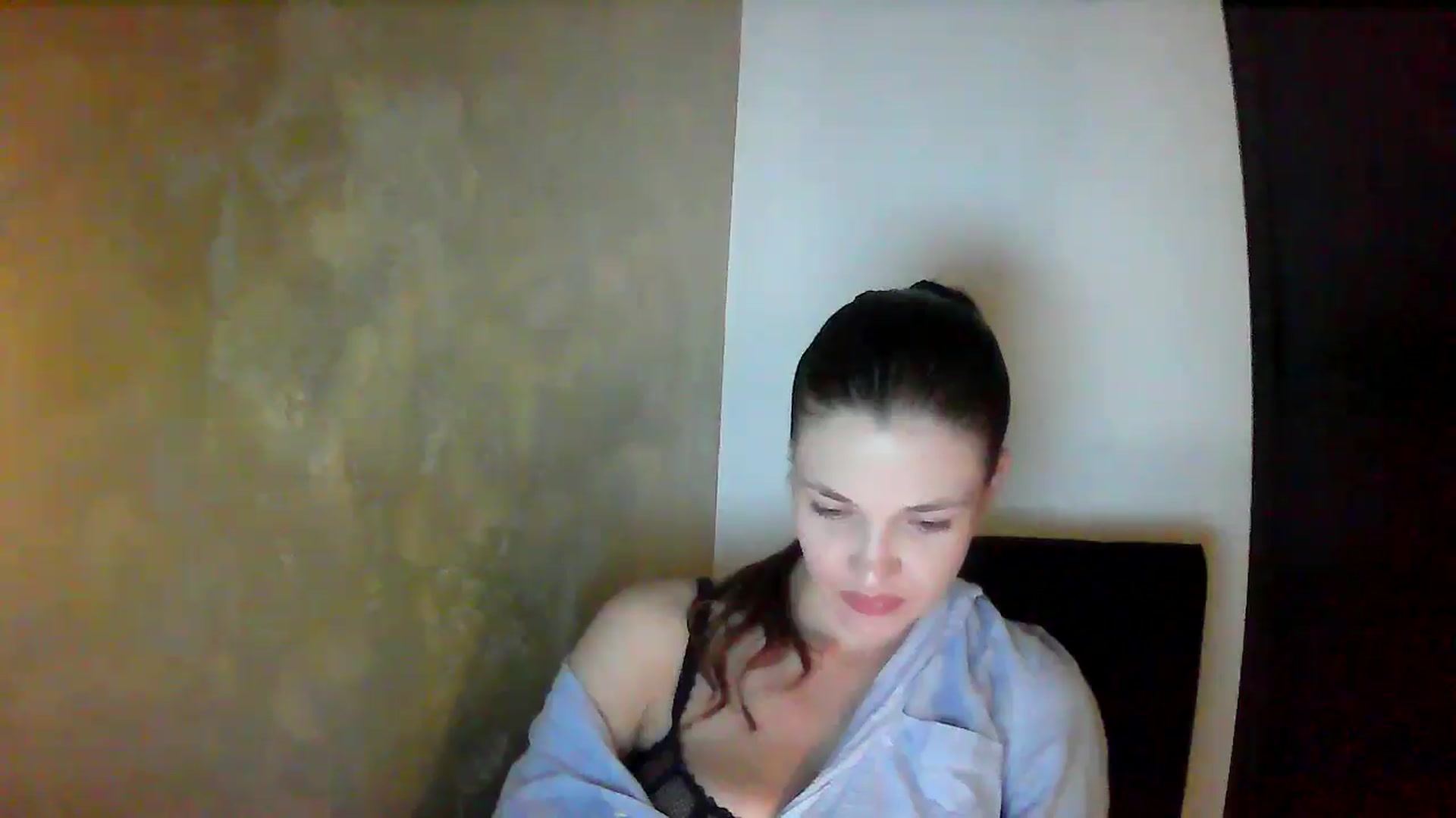 Gallery image thumbnail from GreenKittyy's myfreecams stream on, 09/02/2025, 24:00 image 10 of 20