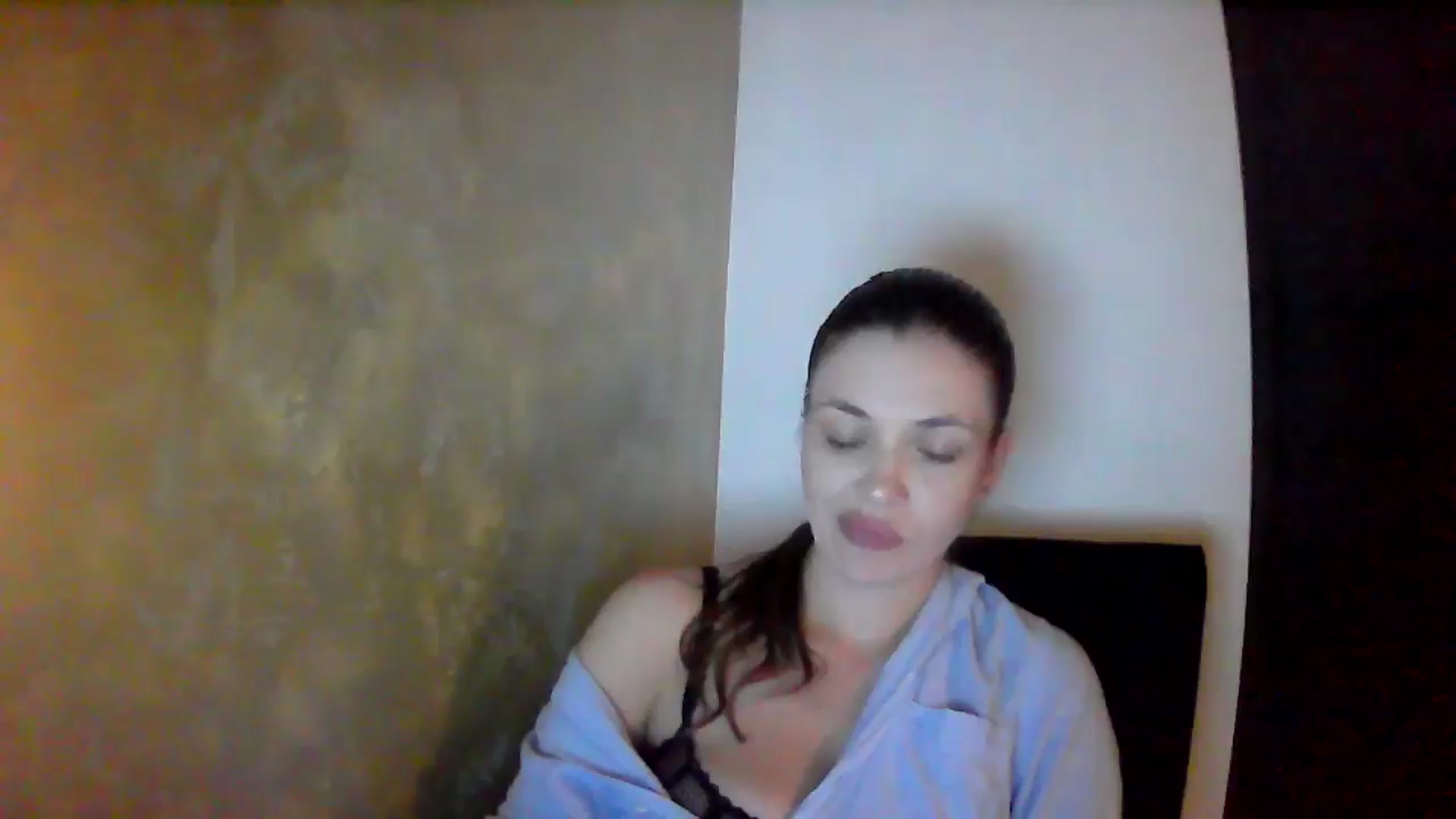 Gallery image thumbnail from GreenKittyy's myfreecams stream on, 09/02/2025, 24:00 image 1 of 20