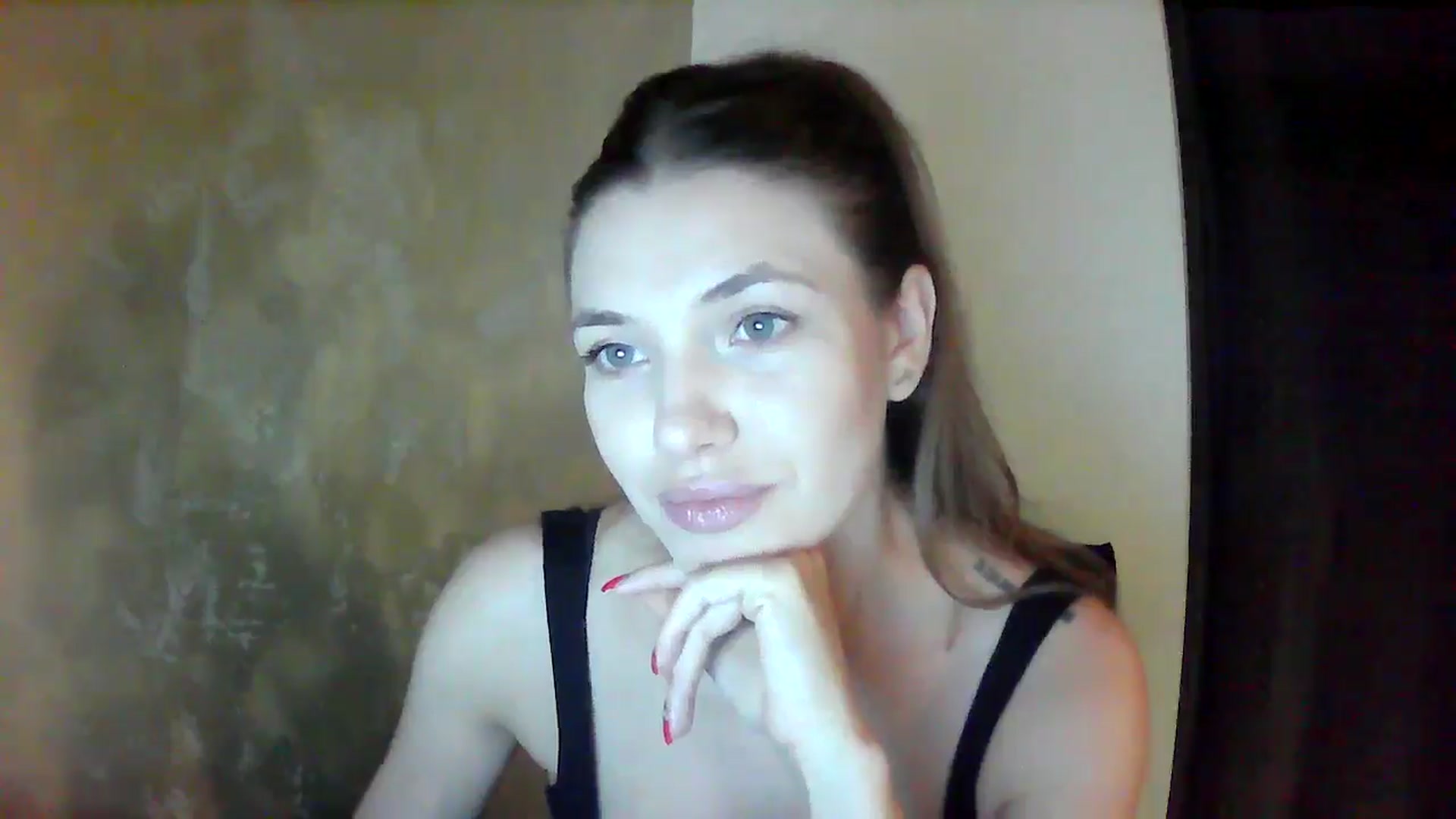 Gallery image thumbnail from GreenKittyy's myfreecams stream on, 09/07/2025, 01:18 image 6 of 20