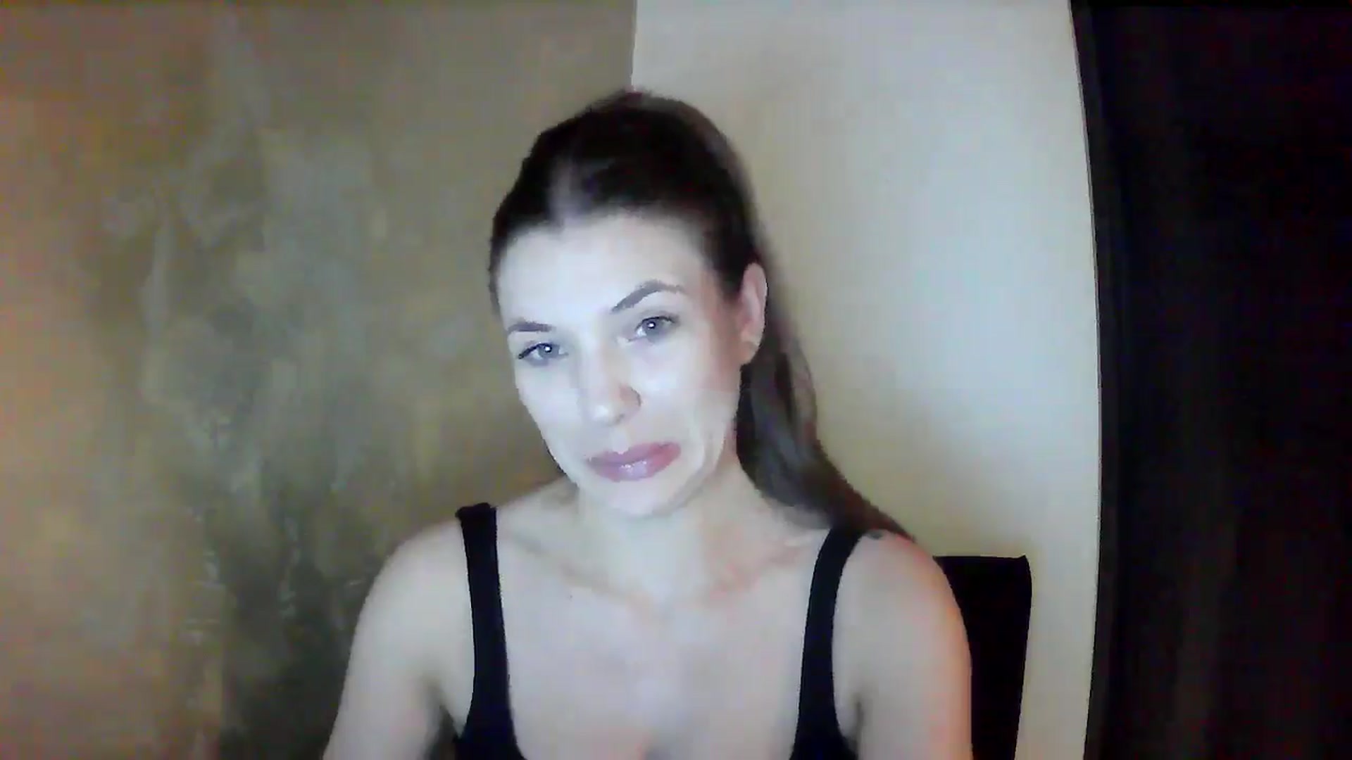 Gallery image thumbnail from GreenKittyy's myfreecams stream on, 09/07/2025, 01:18 image 4 of 20