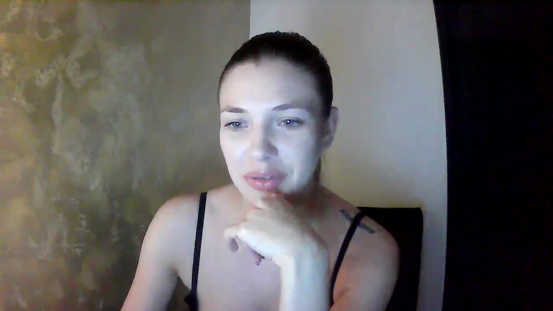 Gallery image thumbnail from GreenKittyy's myfreecams stream on, 09/08/2025, 01:10 image 19 of 20
