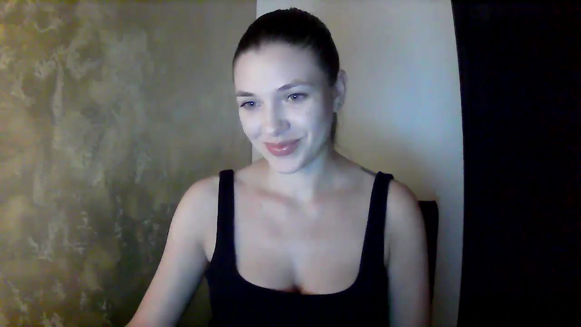 Gallery image thumbnail from GreenKittyy's myfreecams stream on, 09/08/2025, 01:10 image 11 of 20