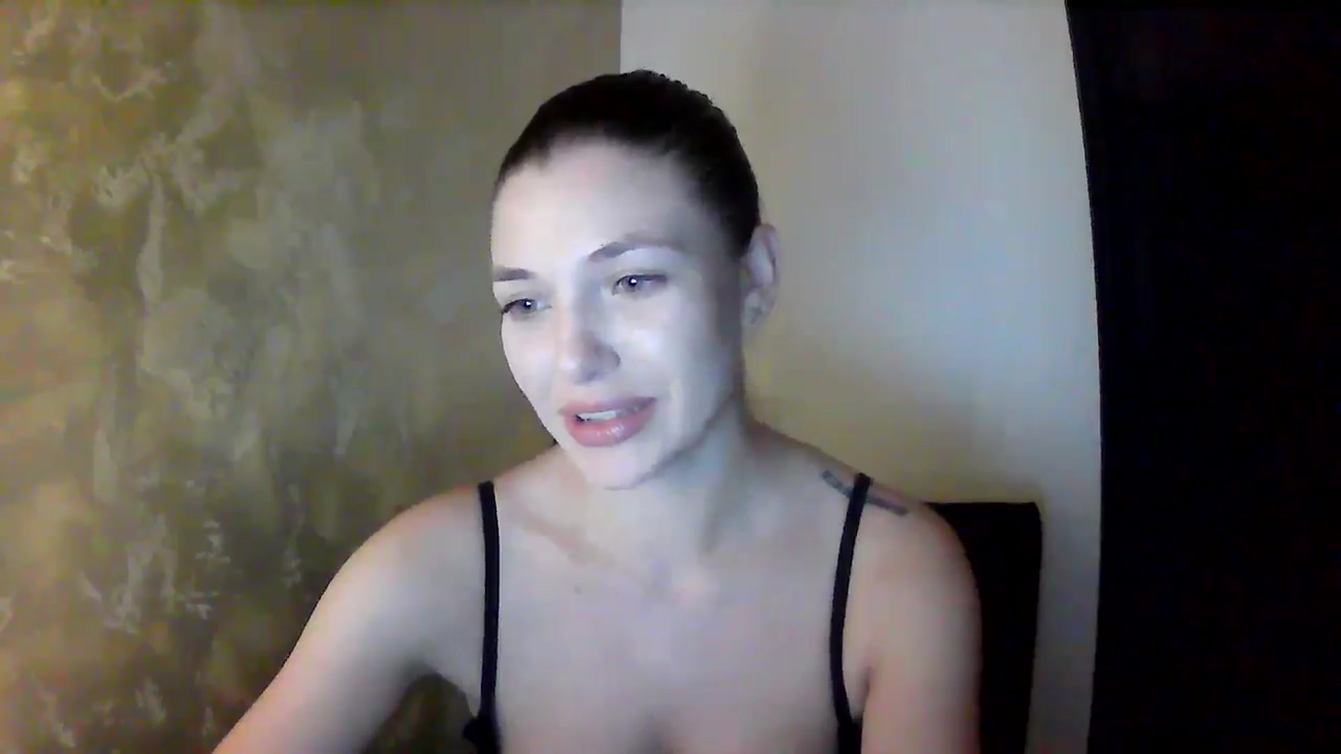 Gallery image thumbnail from GreenKittyy's myfreecams stream on, 09/08/2025, 01:10 image 18 of 20