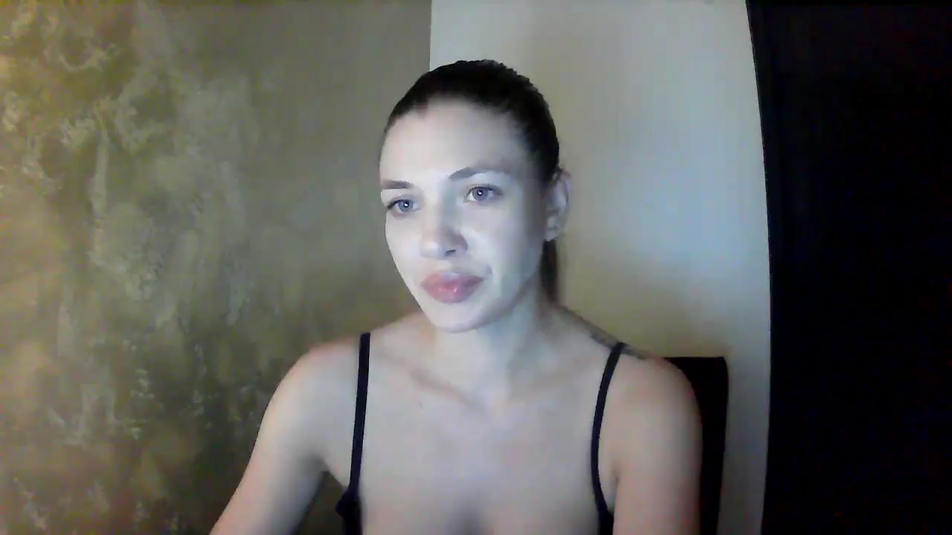 Gallery image thumbnail from GreenKittyy's myfreecams stream on, 09/08/2025, 01:34 image 6 of 20
