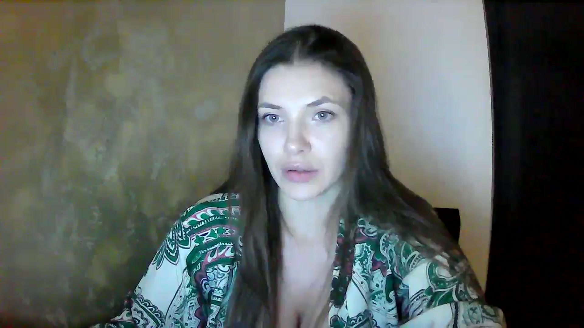 Gallery image thumbnail from GreenKittyy's myfreecams stream on, 09/09/2025, 02:12 image 14 of 20