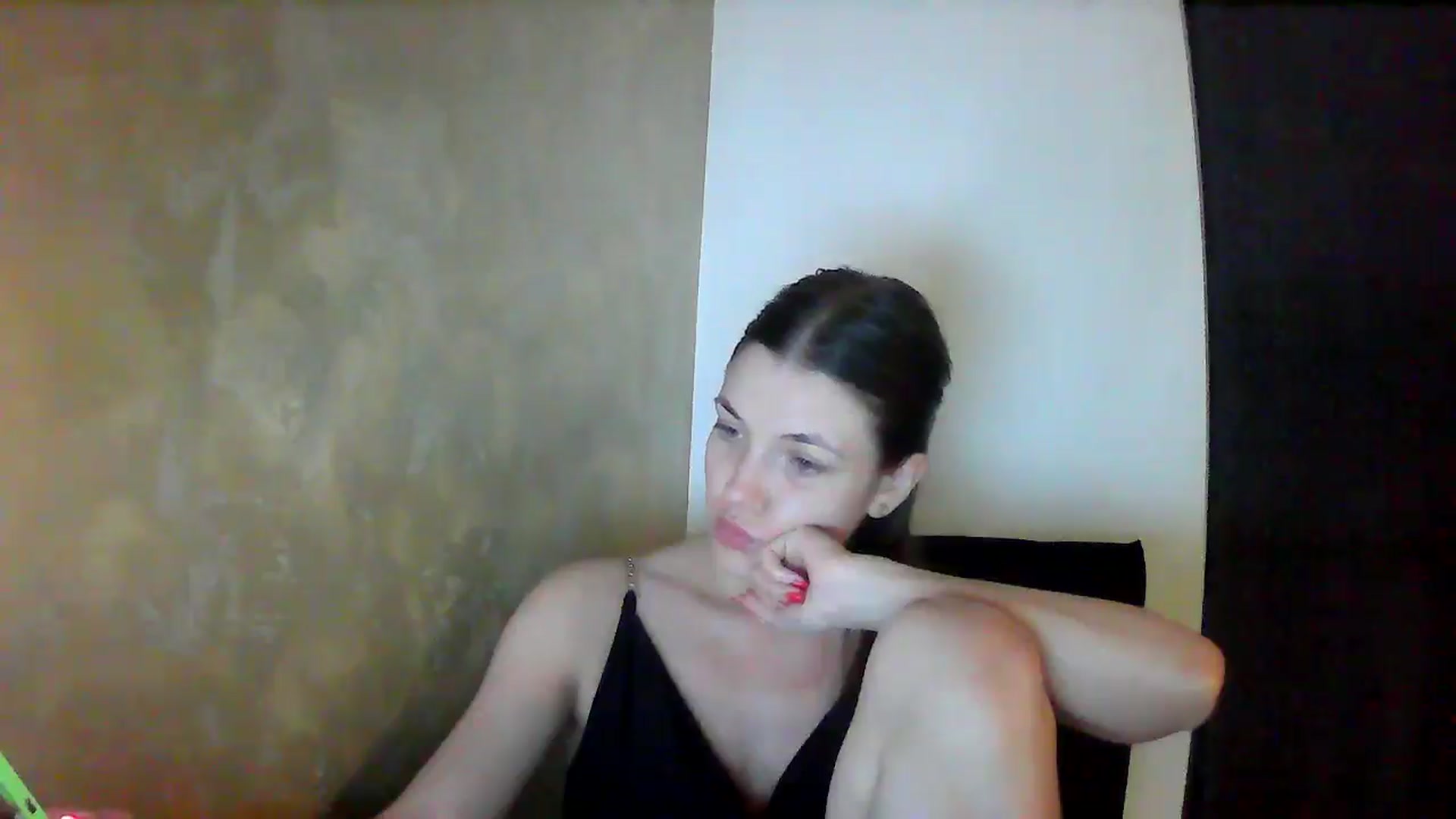 Gallery image thumbnail from GreenKittyy's myfreecams stream on, 09/10/2025, 24:50 image 10 of 20