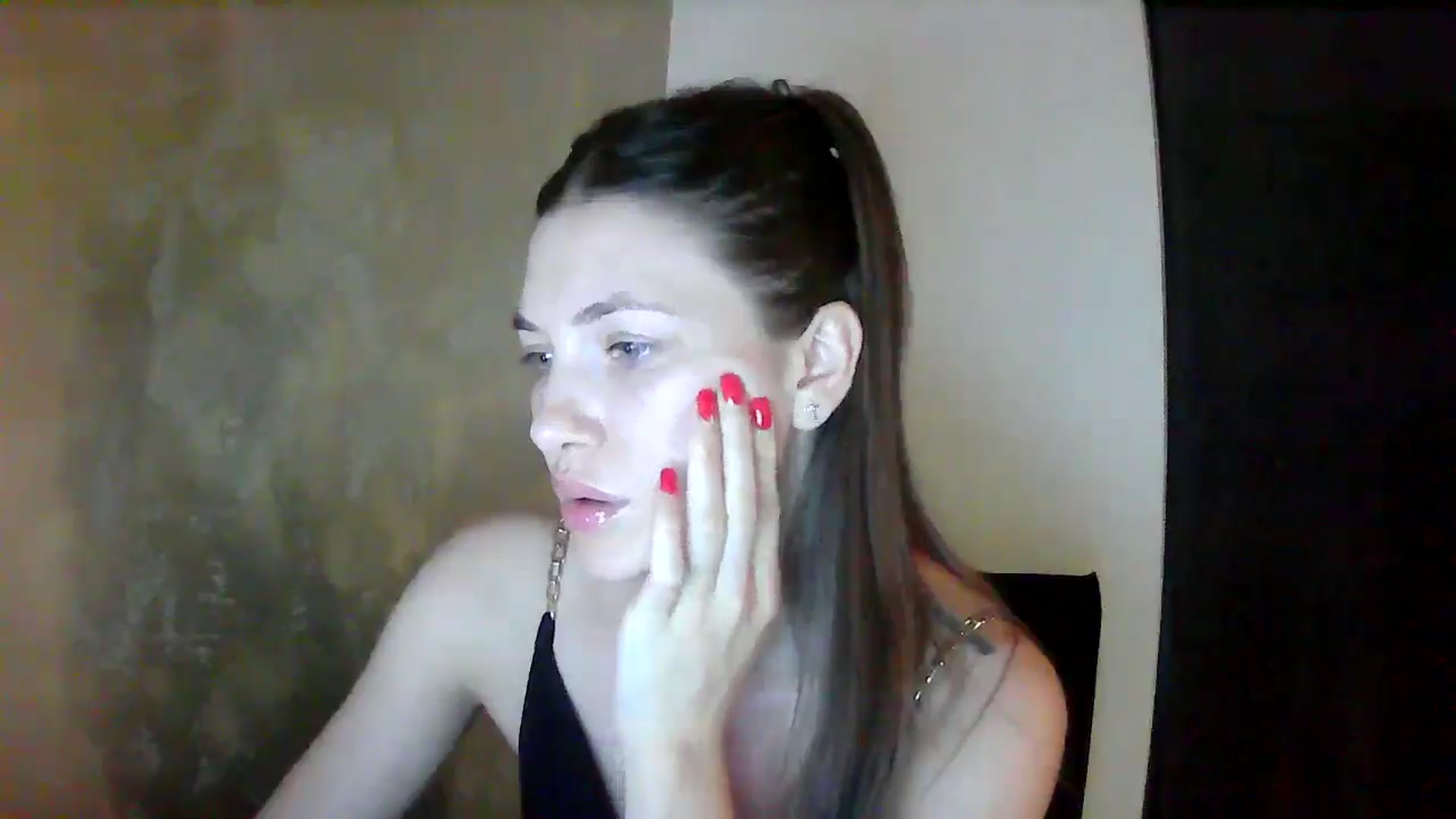 Gallery image thumbnail from GreenKittyy's myfreecams stream on, 09/10/2025, 24:50 image 15 of 20