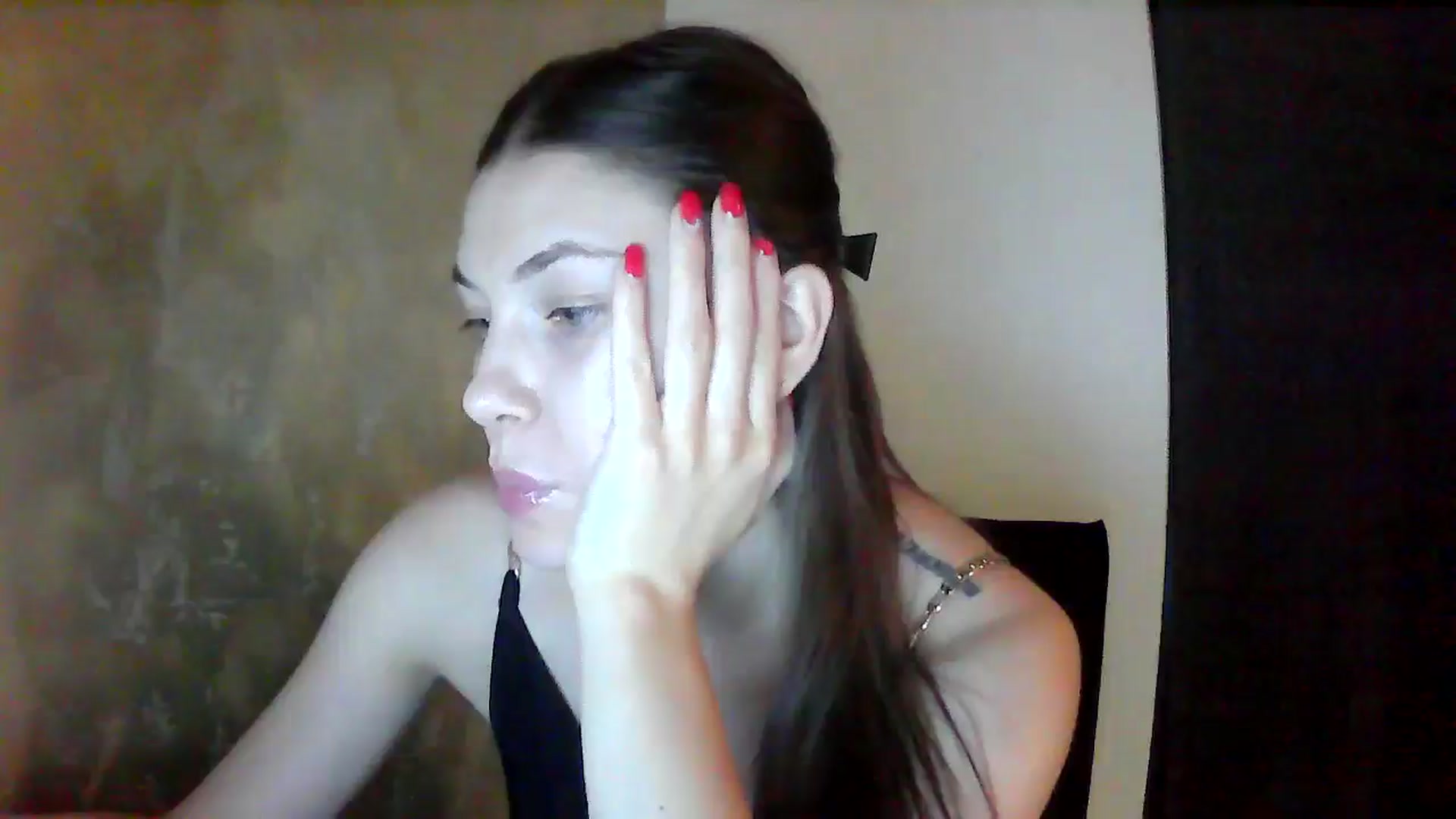 Gallery image thumbnail from GreenKittyy's myfreecams stream on, 09/10/2025, 24:50 image 6 of 20