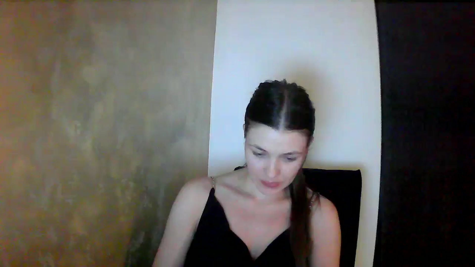 Gallery image thumbnail from GreenKittyy's myfreecams stream on, 09/10/2025, 24:50 image 1 of 20