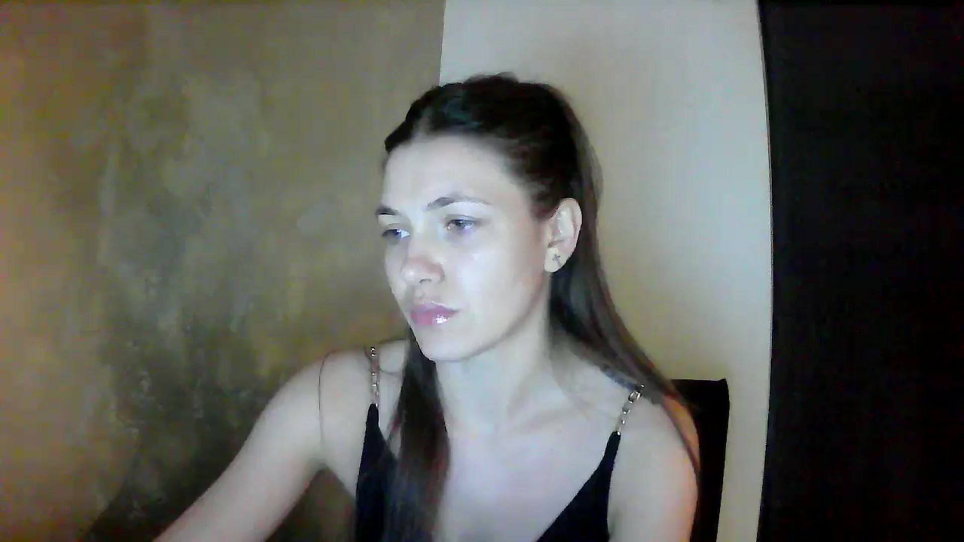 Gallery image thumbnail from GreenKittyy's myfreecams stream on, 09/10/2025, 24:50 image 19 of 20
