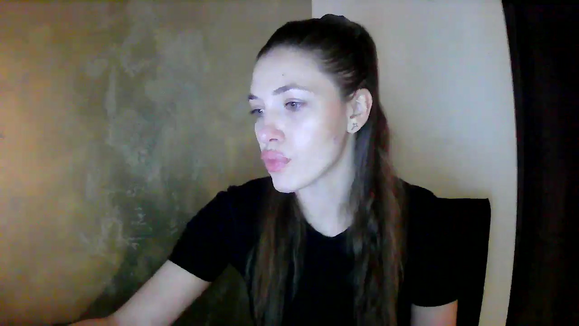 Gallery image thumbnail from GreenKittyy's myfreecams stream on, 09/19/2025, 01:26 image 3 of 20