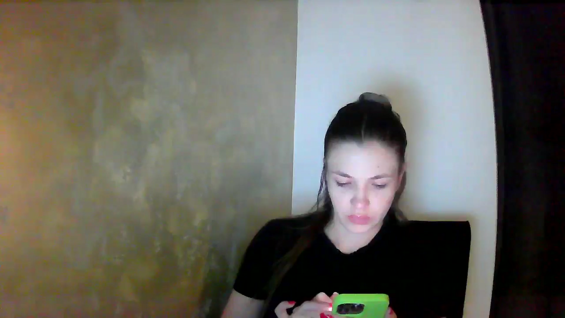 Gallery image thumbnail from GreenKittyy's myfreecams stream on, 09/19/2025, 01:26 image 19 of 20