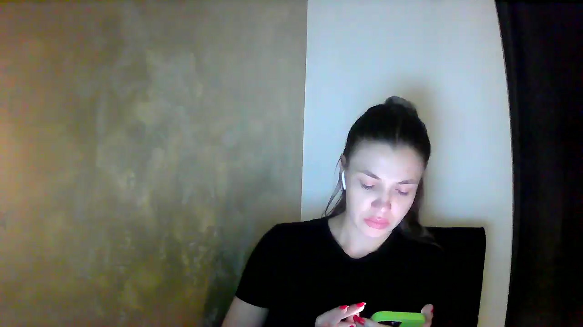 Gallery image thumbnail from GreenKittyy's myfreecams stream on, 09/19/2025, 01:26 image 10 of 20