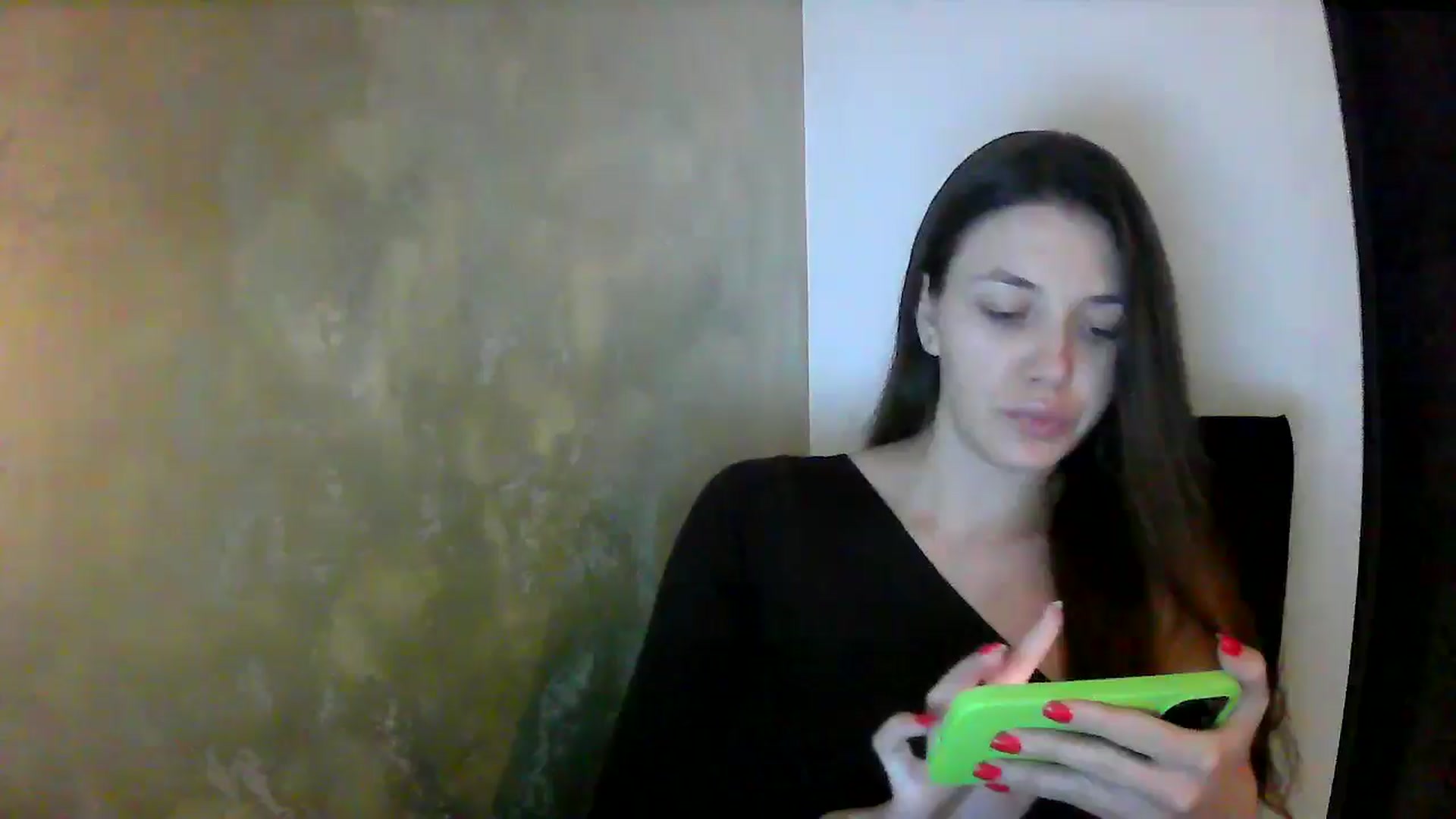Gallery image thumbnail from GreenKittyy's myfreecams stream on, 09/24/2025, 01:31 image 4 of 20