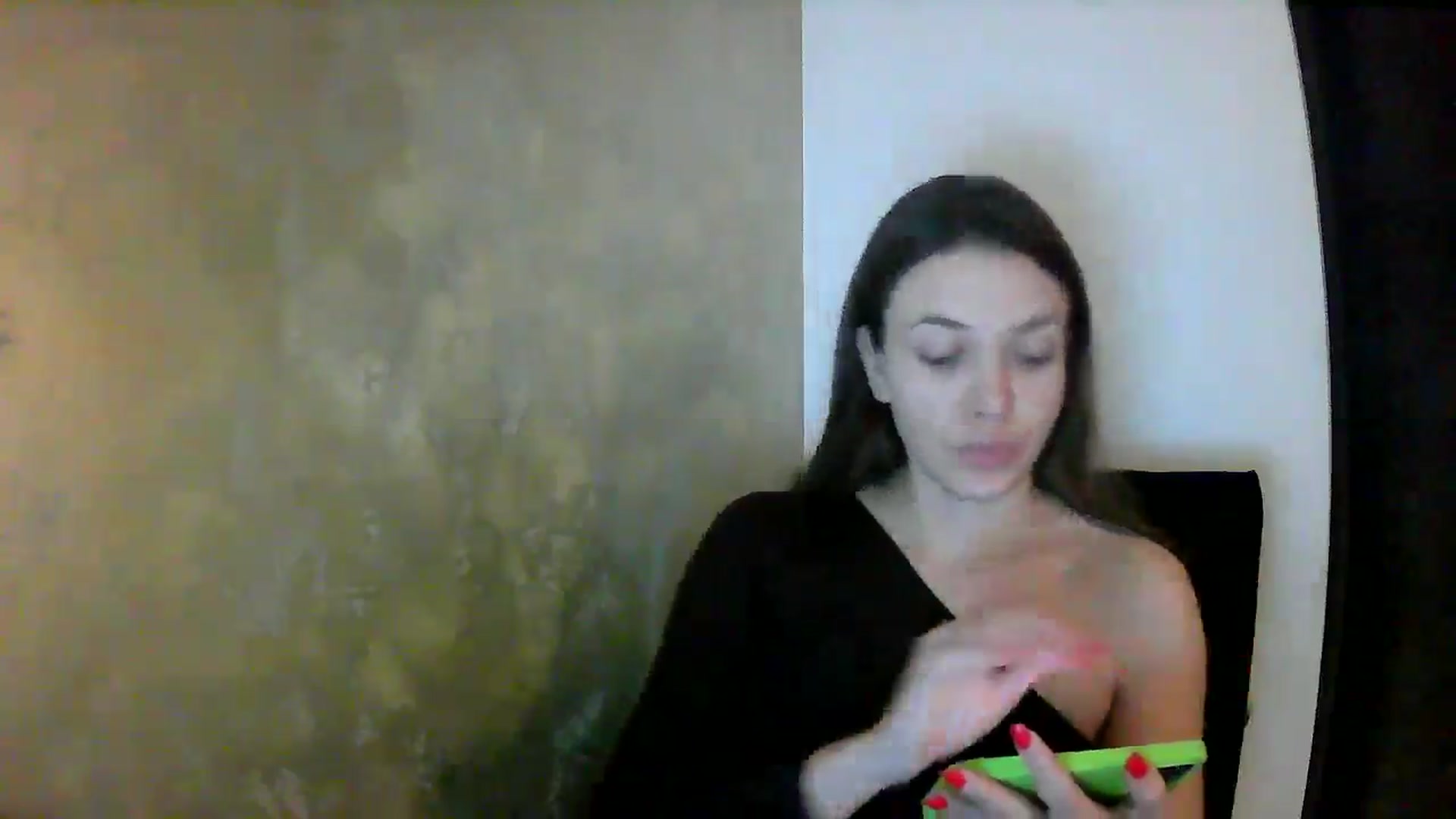 Gallery image thumbnail from GreenKittyy's myfreecams stream on, 09/24/2025, 01:31 image 13 of 20