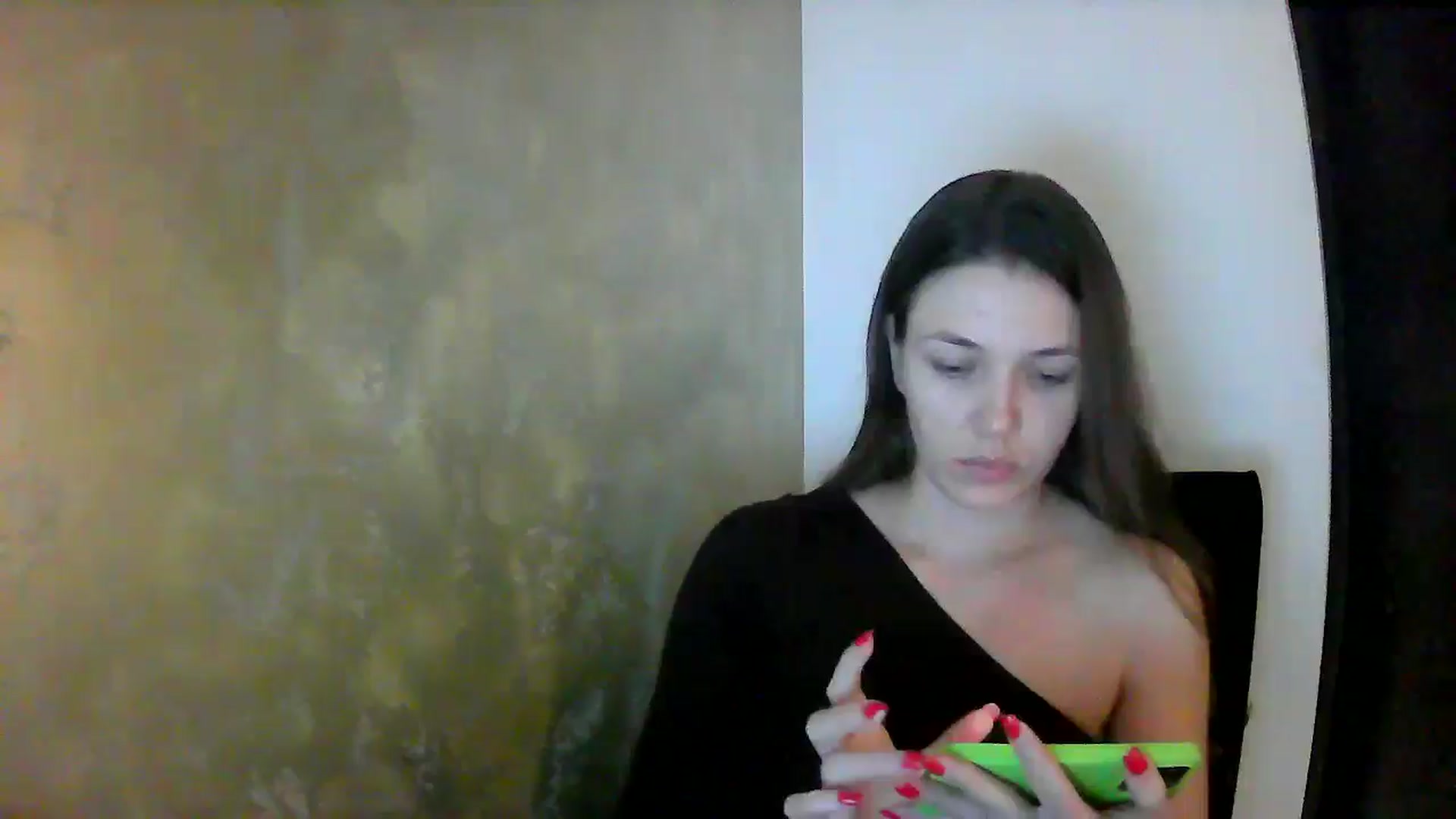 Gallery image thumbnail from GreenKittyy's myfreecams stream on, 09/24/2025, 01:31 image 12 of 20