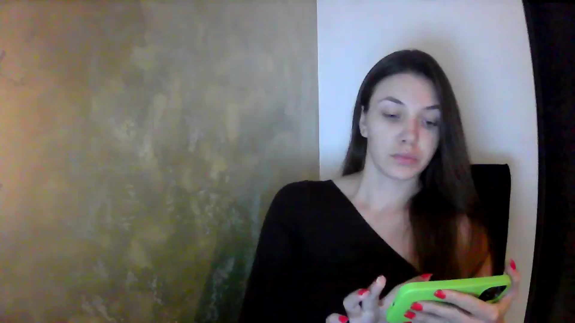 Gallery image thumbnail from GreenKittyy's myfreecams stream on, 09/24/2025, 01:31 image 1 of 20