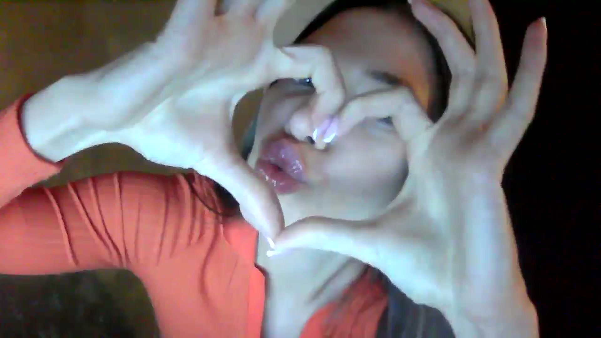 Gallery image thumbnail from GreenKittyy's myfreecams stream on, 10/06/2025, 02:57 image 9 of 20