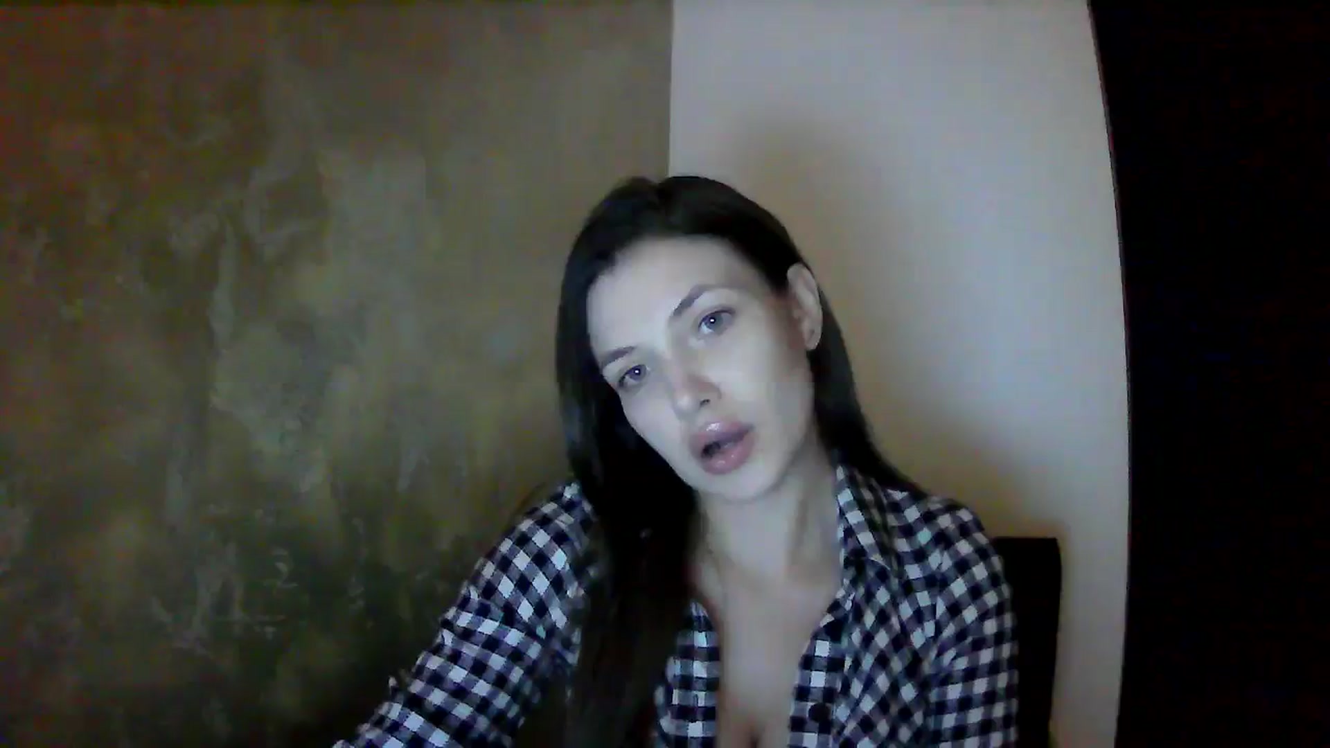 Gallery image thumbnail from GreenKittyy's myfreecams stream on, 10/07/2025, 24:02 image 13 of 20