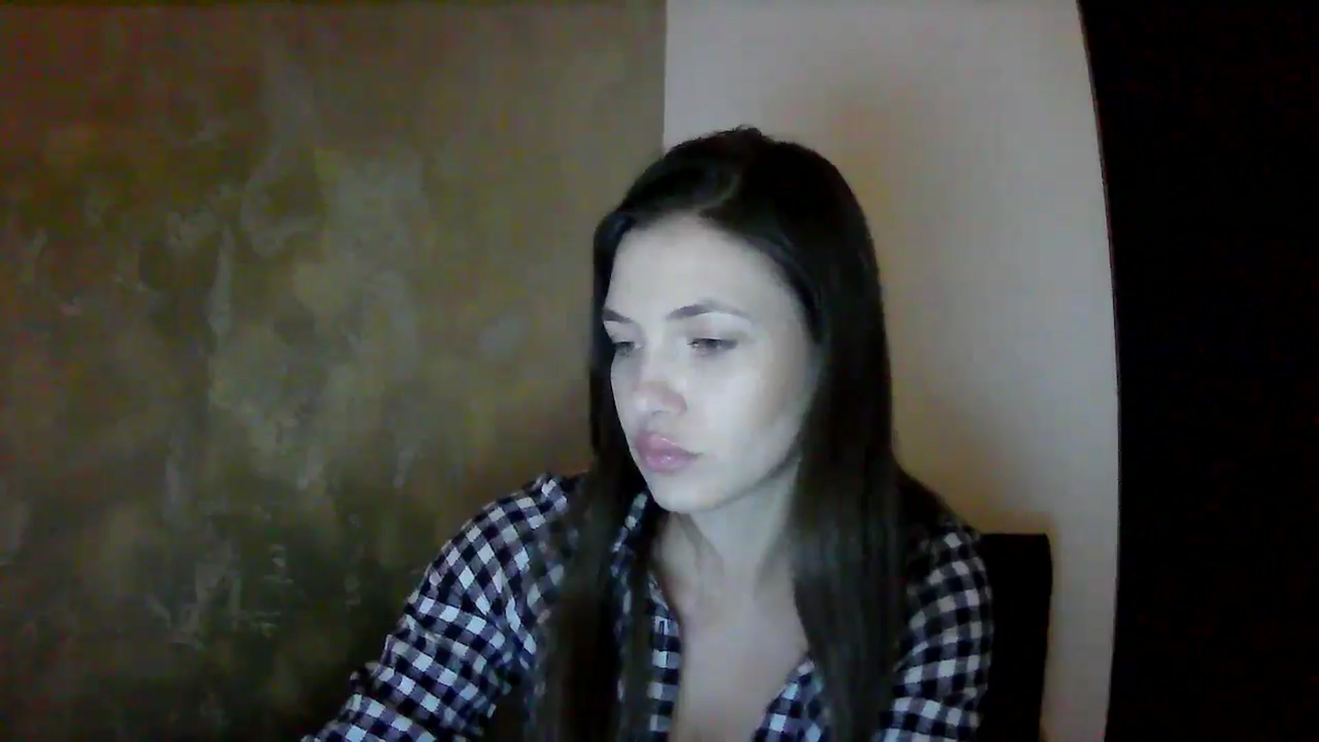 Gallery image thumbnail from GreenKittyy's myfreecams stream on, 10/07/2025, 24:02 image 6 of 20