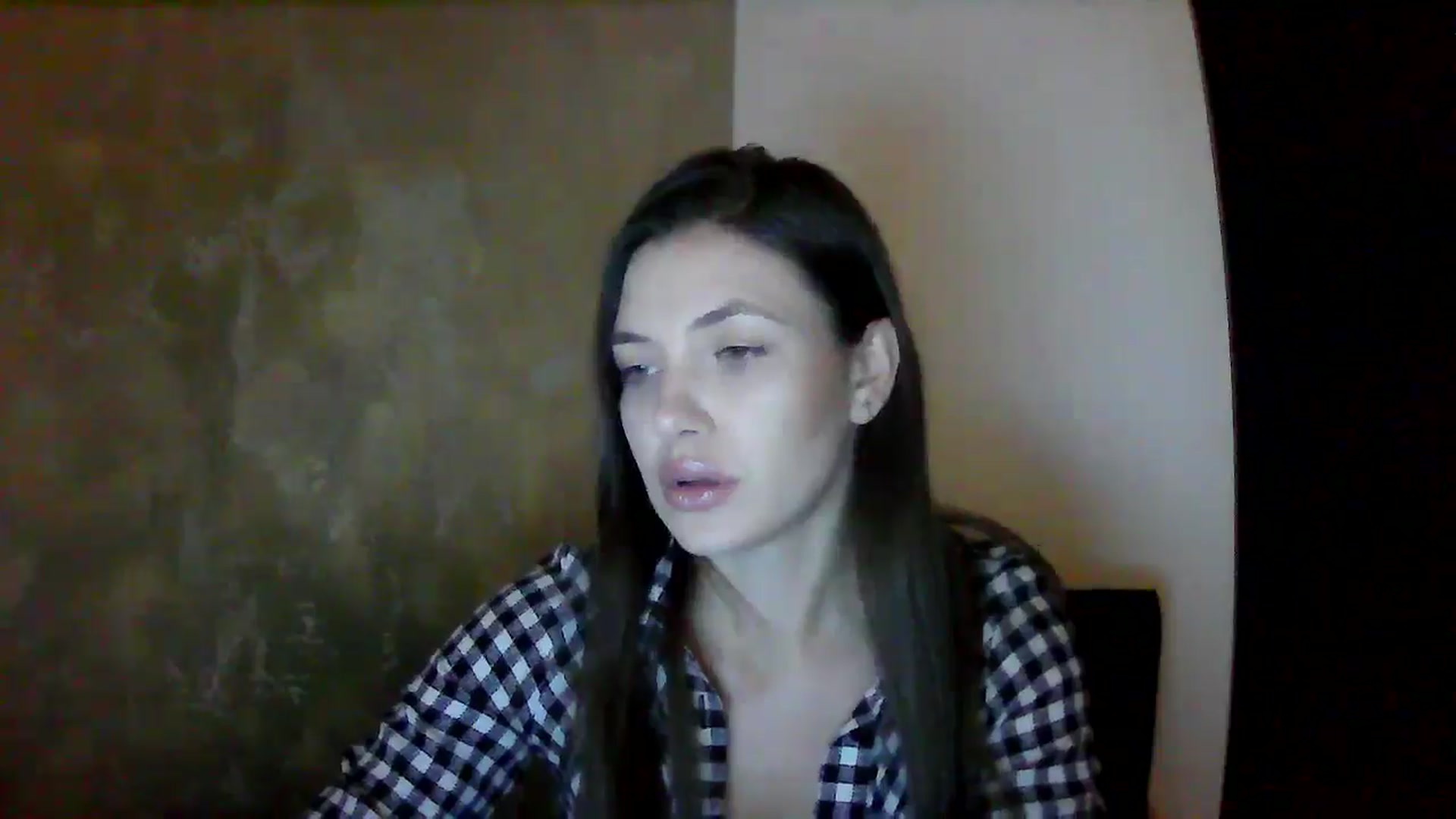Gallery image thumbnail from GreenKittyy's myfreecams stream on, 10/07/2025, 24:02 image 7 of 20