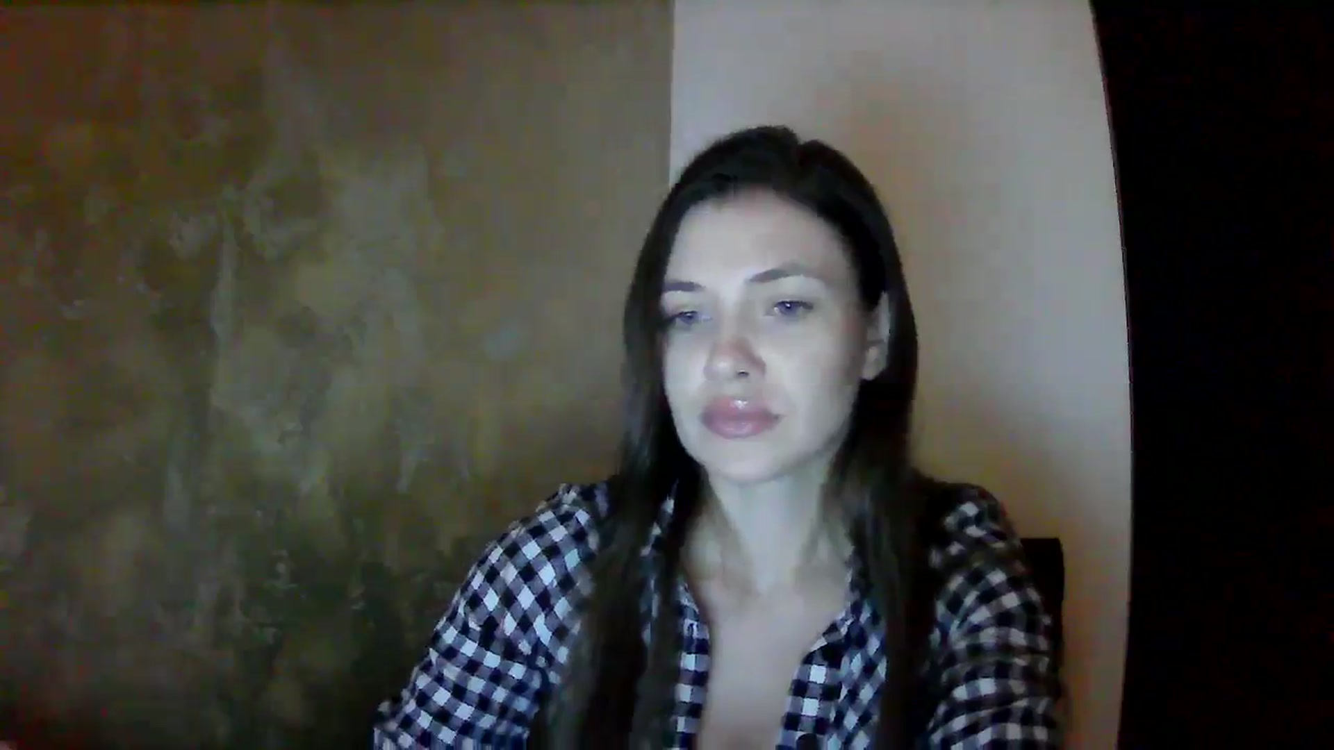 Gallery image thumbnail from GreenKittyy's myfreecams stream on, 10/07/2025, 24:02 image 5 of 20