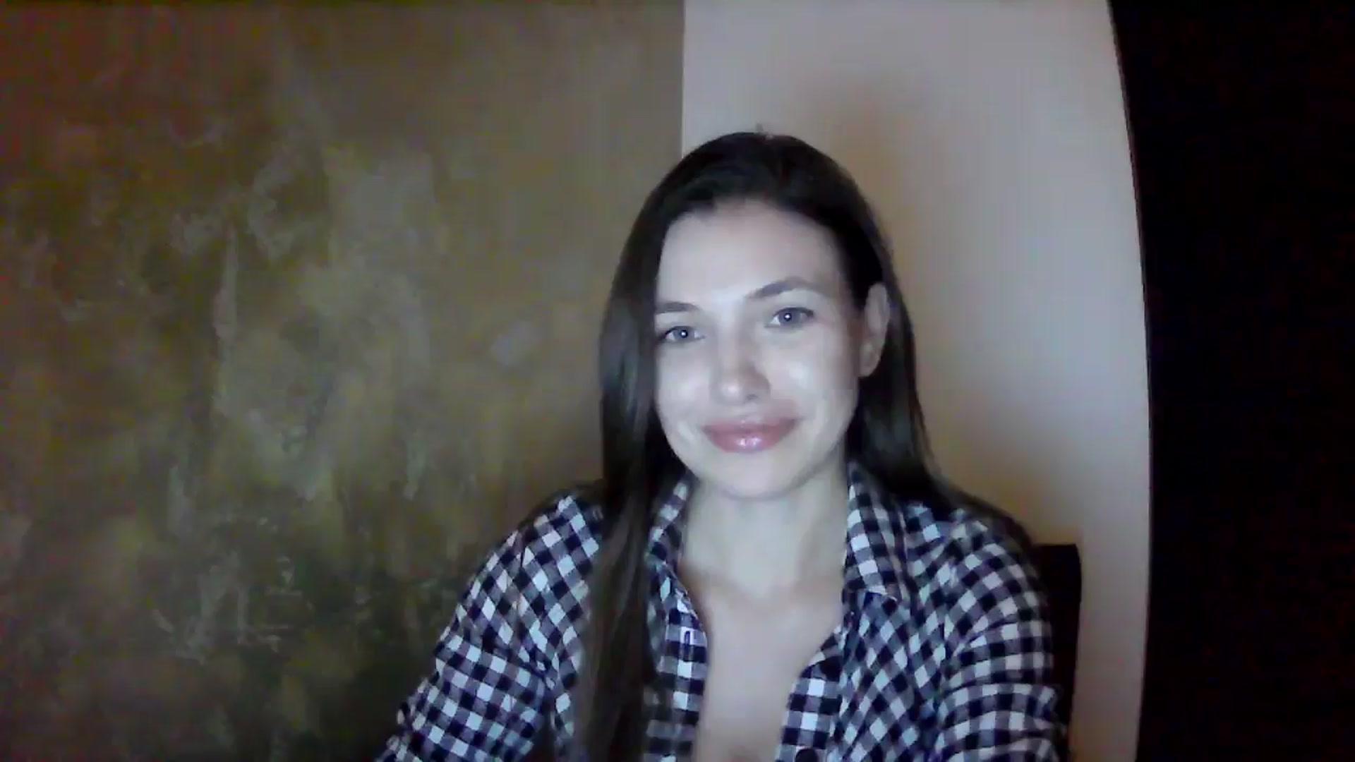 Gallery image thumbnail from GreenKittyy's myfreecams stream on, 10/07/2025, 24:02 image 19 of 20