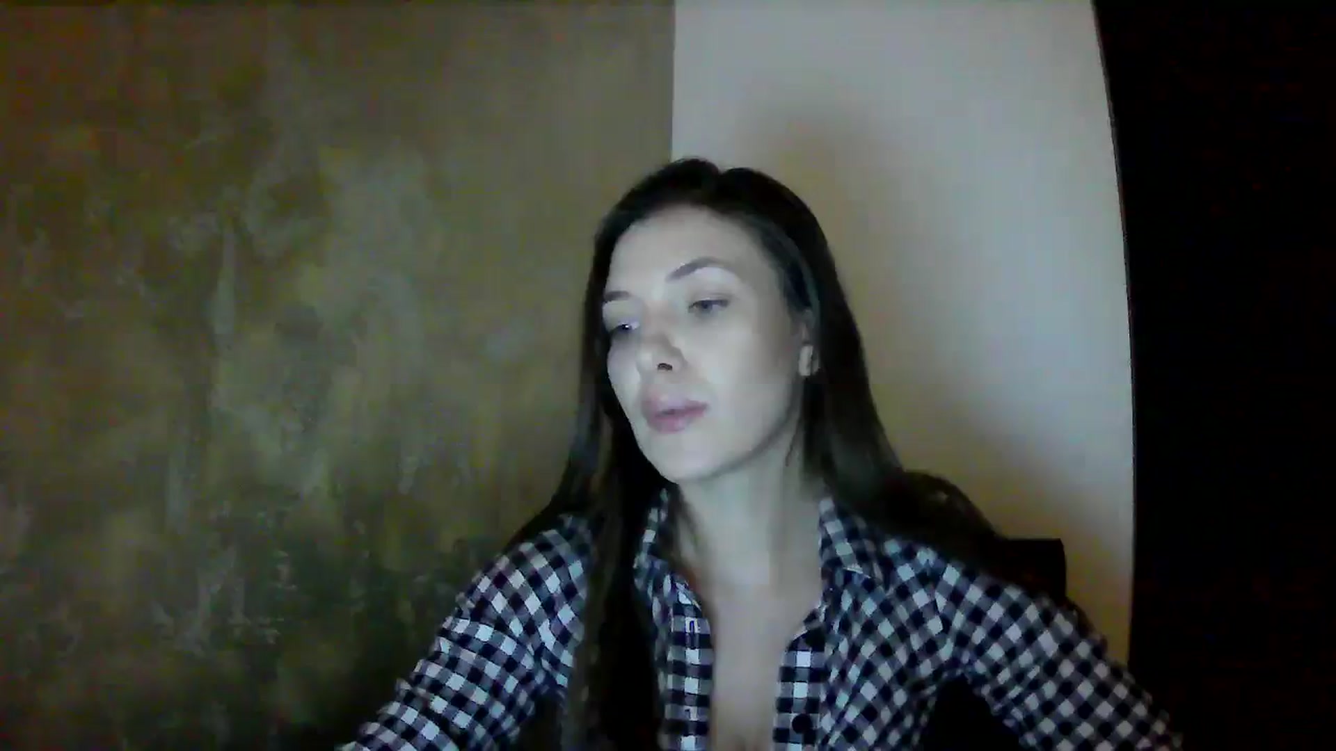 Gallery image thumbnail from GreenKittyy's myfreecams stream on, 10/07/2025, 01:04 image 3 of 20