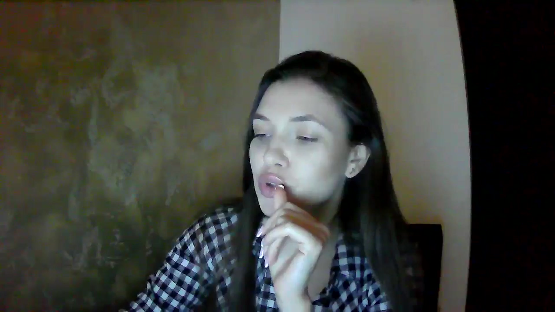 Gallery image thumbnail from GreenKittyy's myfreecams stream on, 10/07/2025, 01:04 image 4 of 20