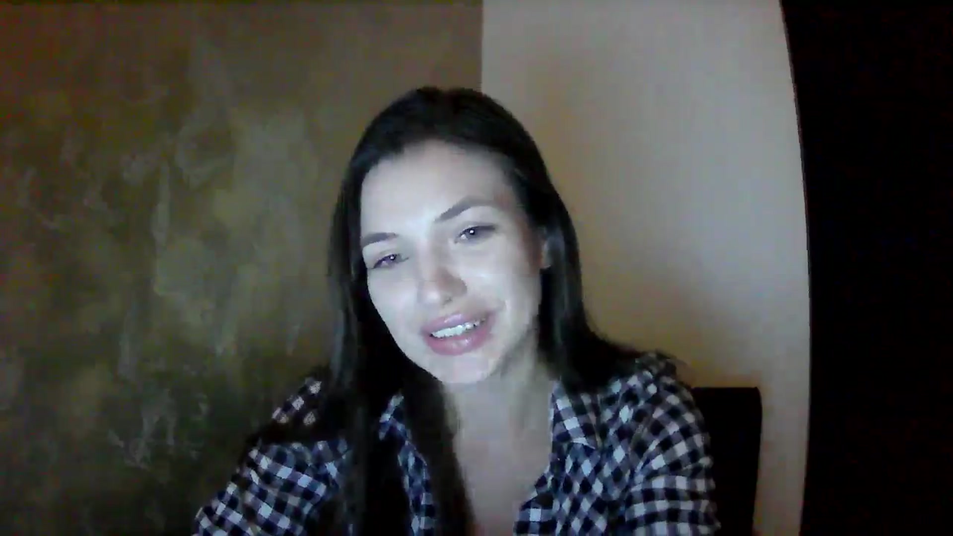 Gallery image thumbnail from GreenKittyy's myfreecams stream on, 10/07/2025, 01:04 image 17 of 20