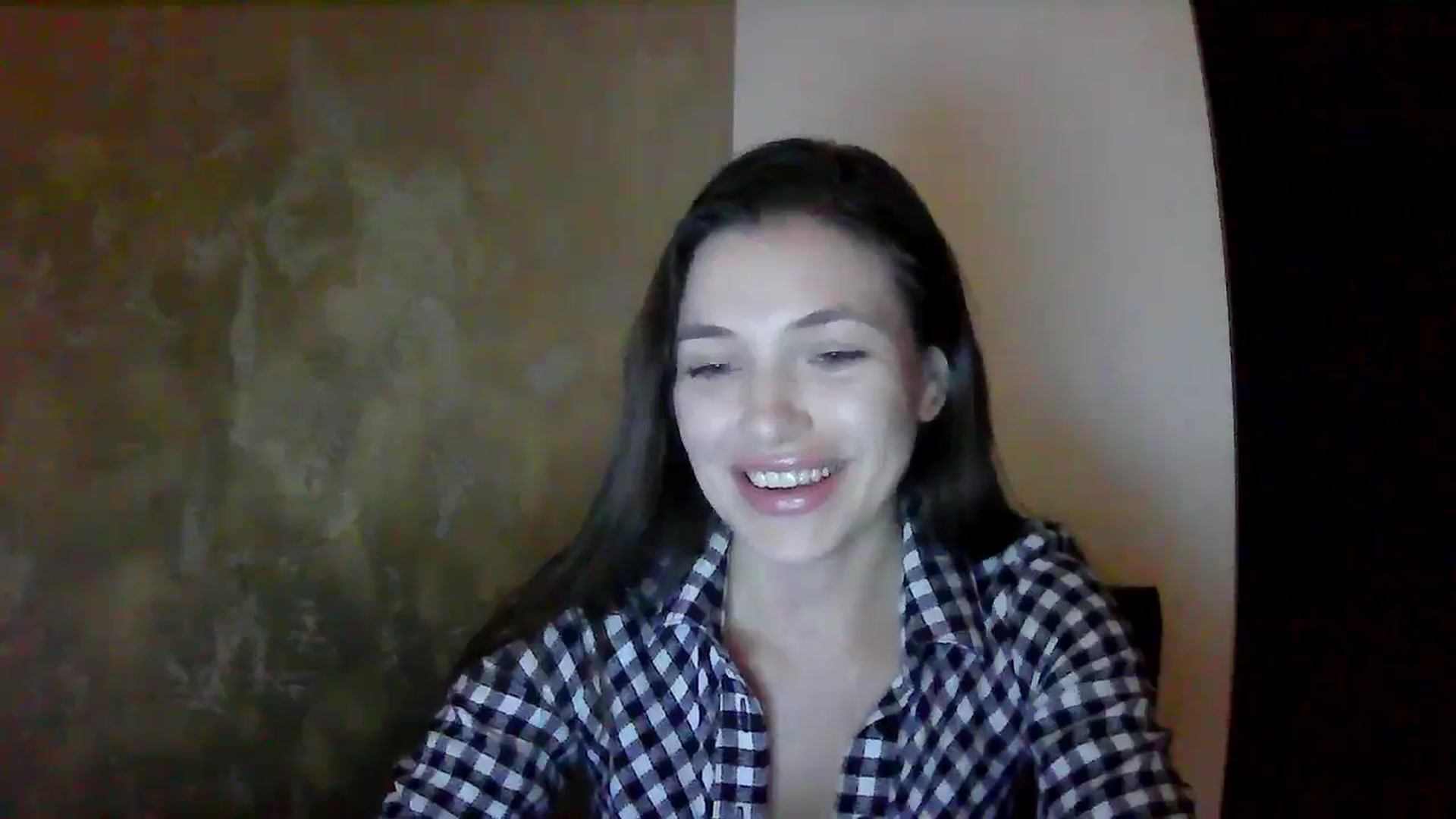 Gallery image thumbnail from GreenKittyy's myfreecams stream on, 10/07/2025, 01:04 image 6 of 20