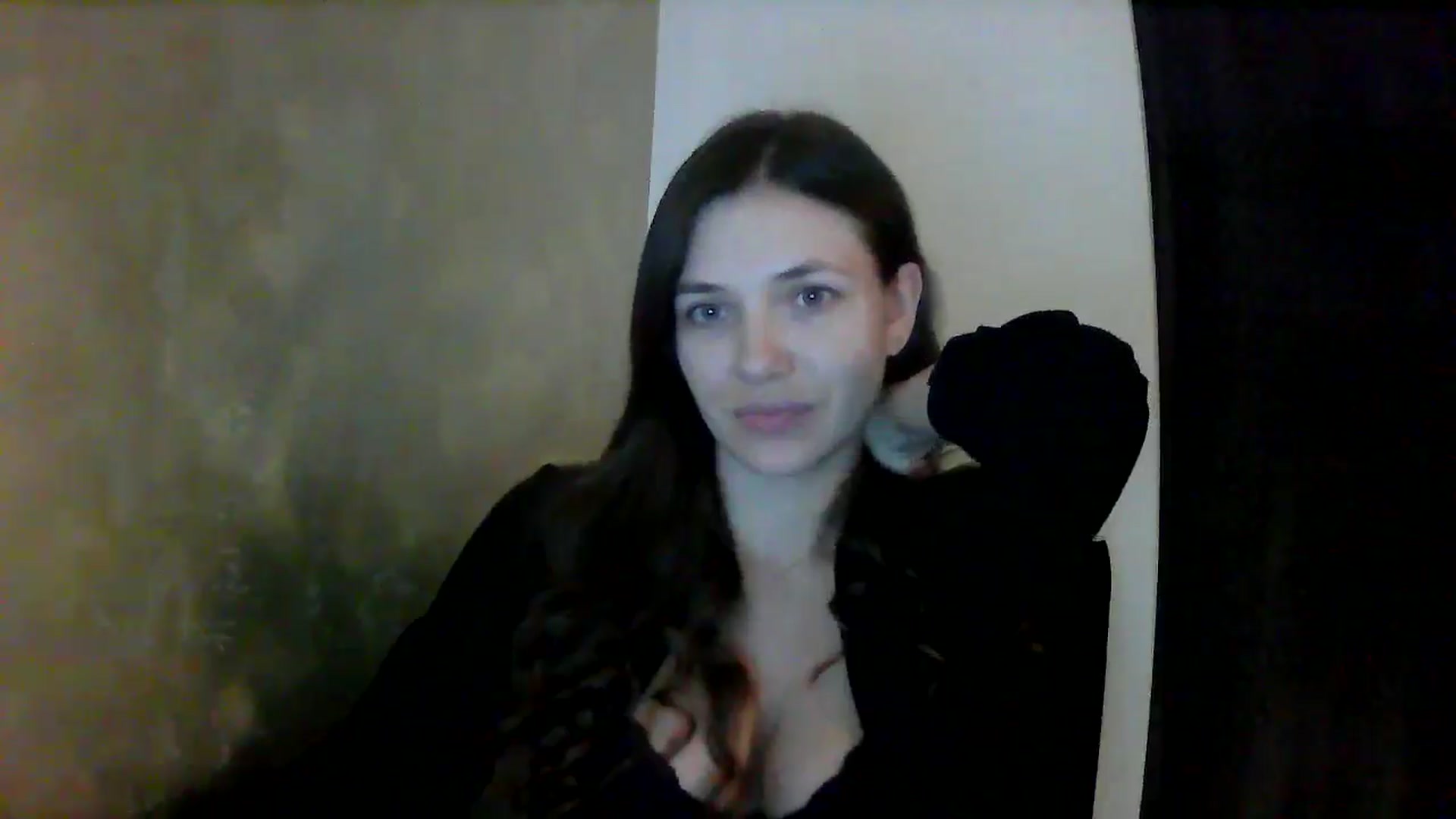 Gallery image thumbnail from GreenKittyy's myfreecams stream on, 10/10/2025, 01:32 image 11 of 20