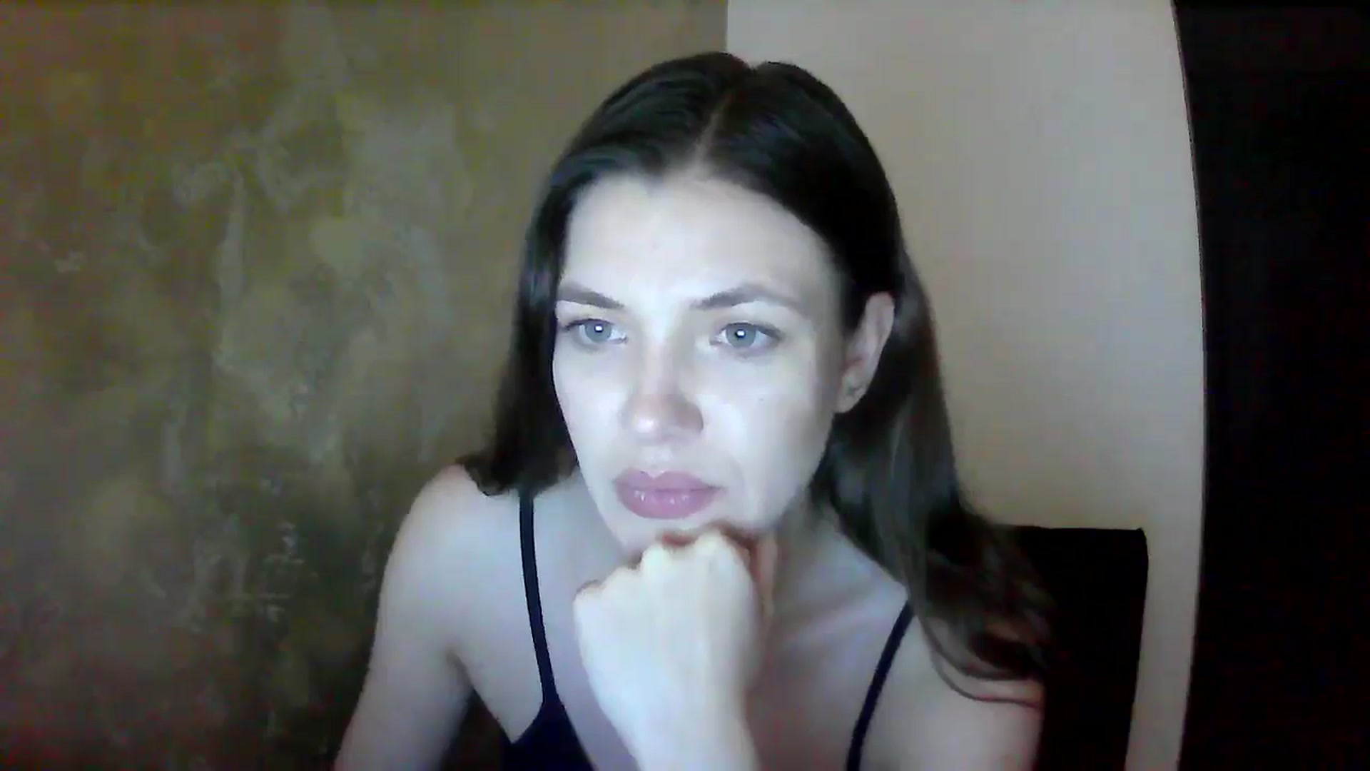 Gallery image thumbnail from GreenKittyy's myfreecams stream on, 10/11/2025, 01:33 image 9 of 20