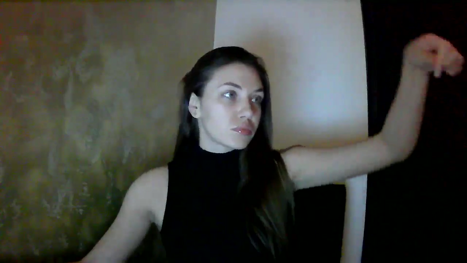 Gallery image thumbnail from GreenKittyy's myfreecams stream on, 10/14/2025, 24:15 image 4 of 20