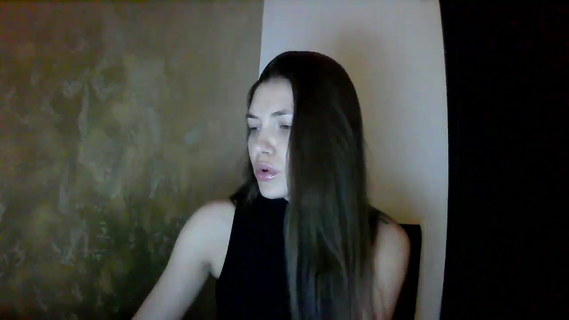 Gallery image thumbnail from GreenKittyy's myfreecams stream on, 10/14/2025, 24:15 image 16 of 20