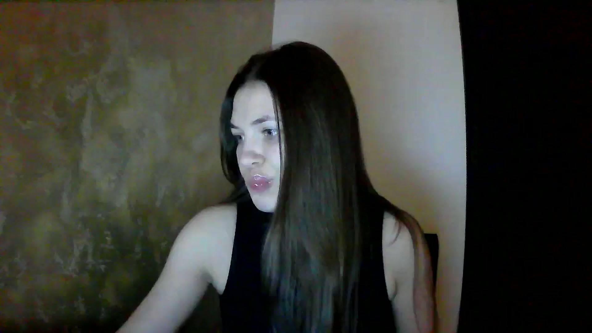 Gallery image thumbnail from GreenKittyy's myfreecams stream on, 10/14/2025, 24:15 image 1 of 20