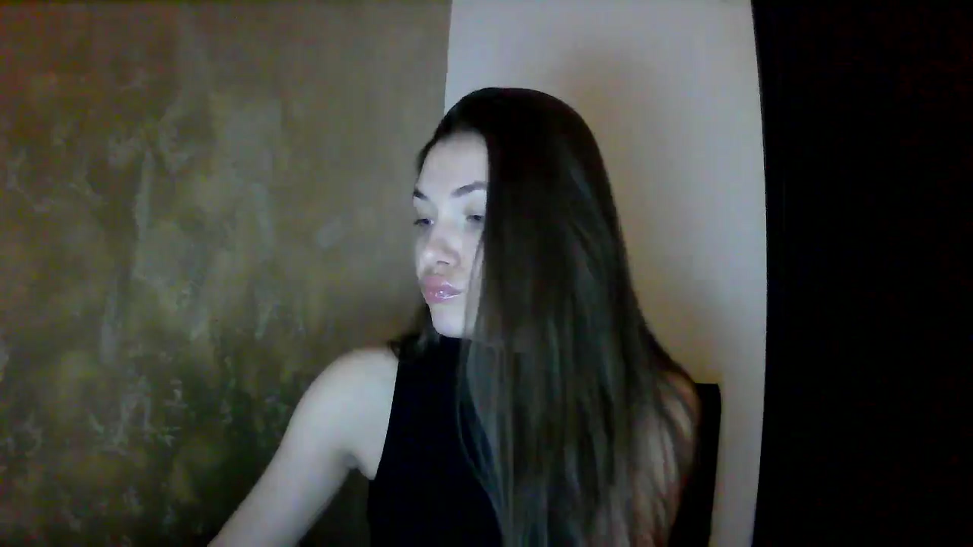 Gallery image thumbnail from GreenKittyy's myfreecams stream on, 10/14/2025, 24:15 image 18 of 20