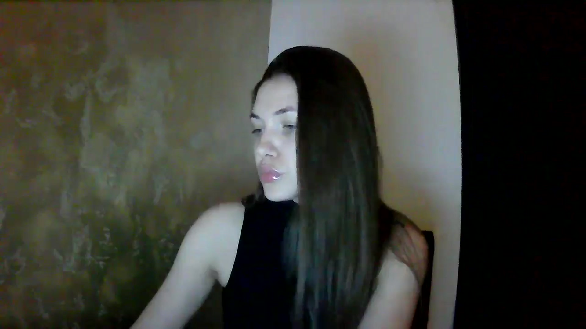 Gallery image thumbnail from GreenKittyy's myfreecams stream on, 10/14/2025, 24:15 image 6 of 20