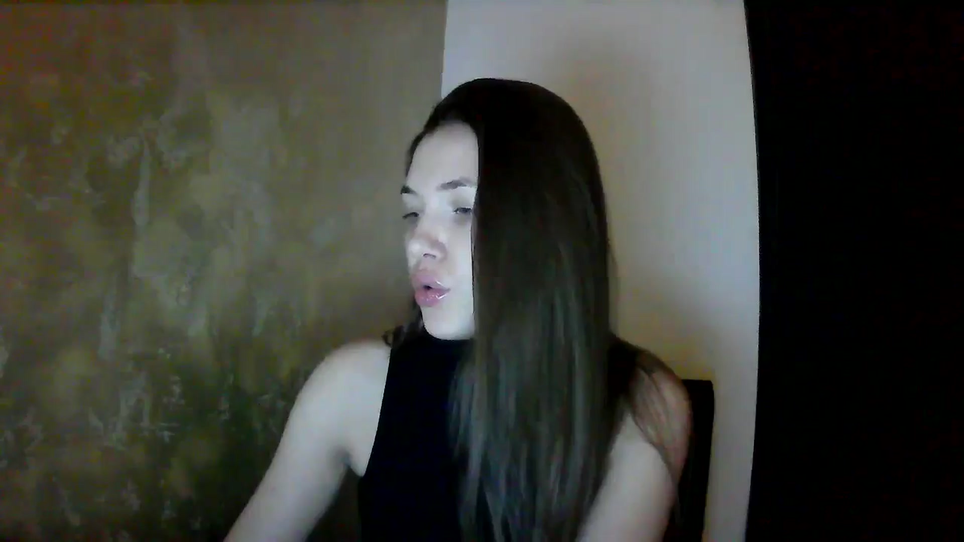 Gallery image thumbnail from GreenKittyy's myfreecams stream on, 10/14/2025, 24:15 image 7 of 20