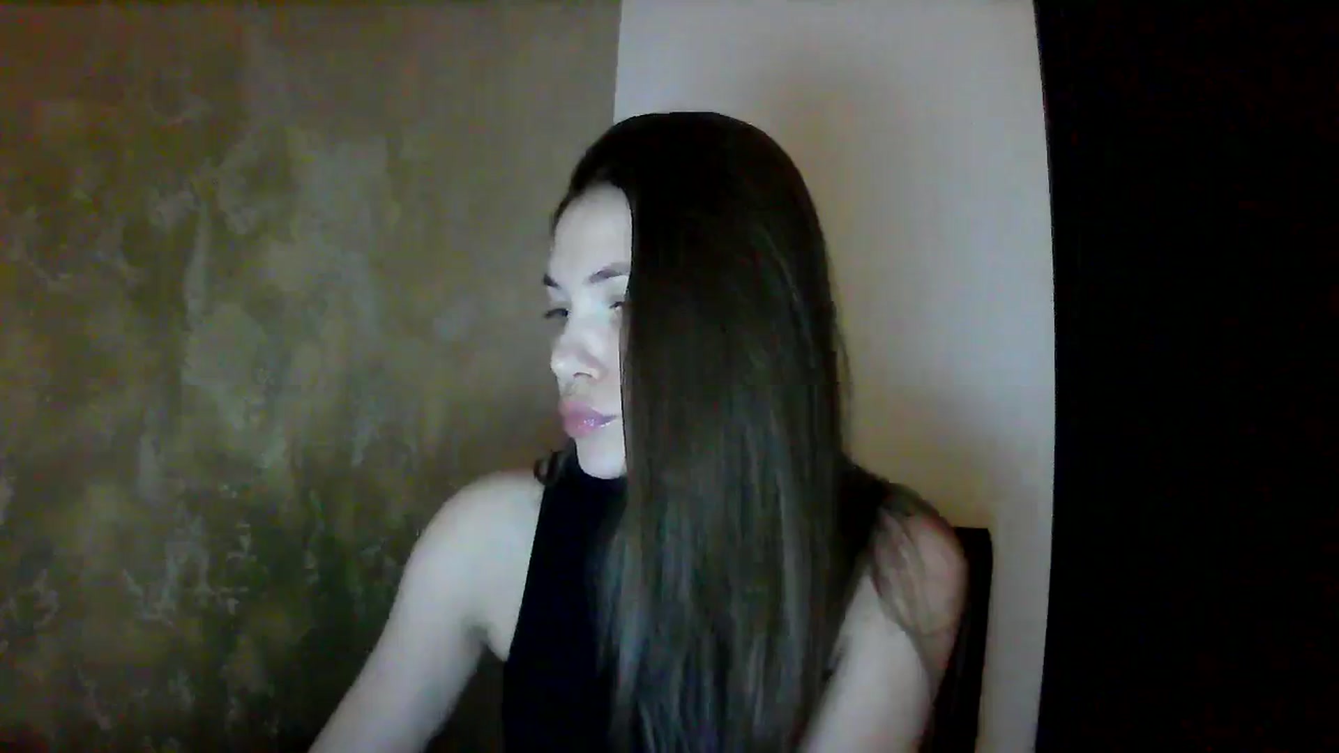 Gallery image thumbnail from GreenKittyy's myfreecams stream on, 10/14/2025, 24:15 image 8 of 20