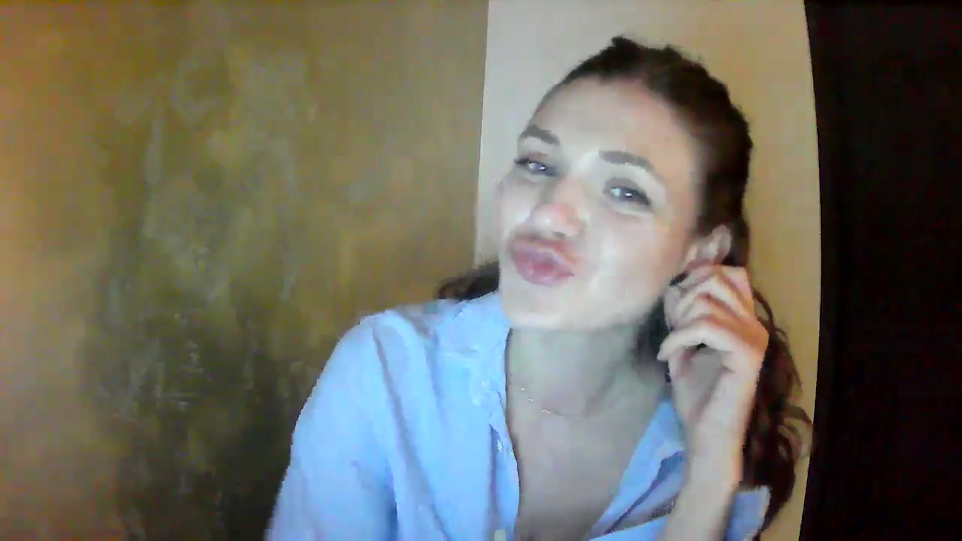 Gallery image thumbnail from GreenKittyy's myfreecams stream on, 10/26/2025, 24:37 image 8 of 20