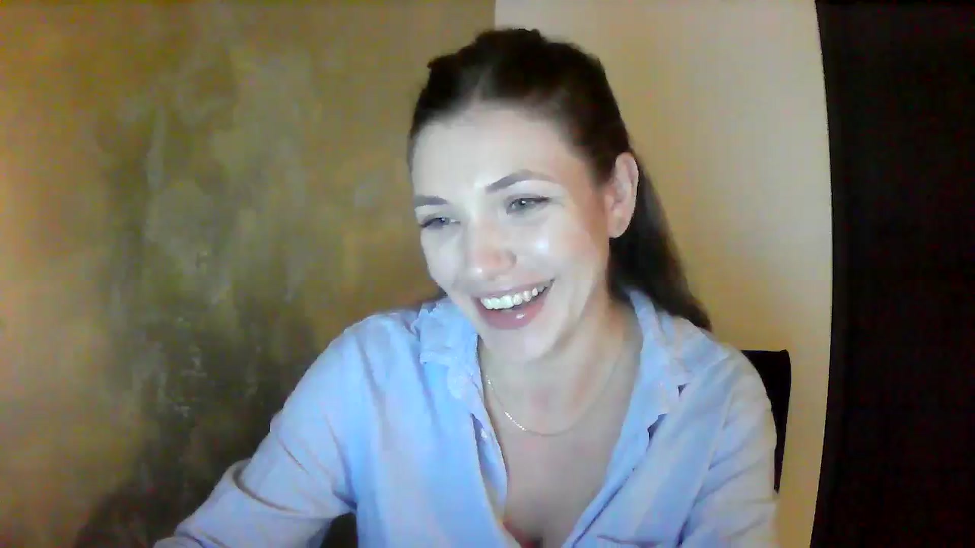 Gallery image thumbnail from GreenKittyy's myfreecams stream on, 10/26/2025, 24:37 image 20 of 20