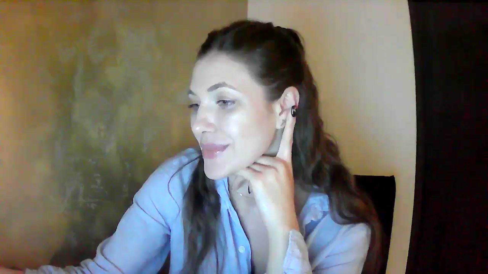 Gallery image thumbnail from GreenKittyy's myfreecams stream on, 10/26/2025, 24:37 image 12 of 20