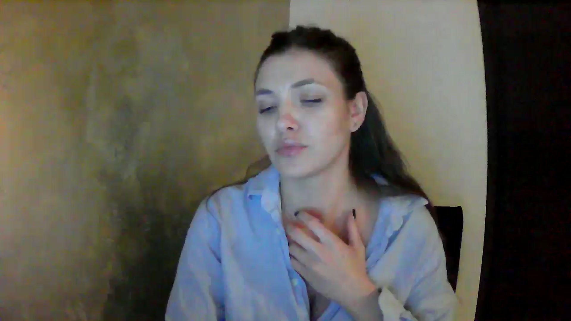 Gallery image thumbnail from GreenKittyy's myfreecams stream on, 10/26/2025, 24:37 image 15 of 20